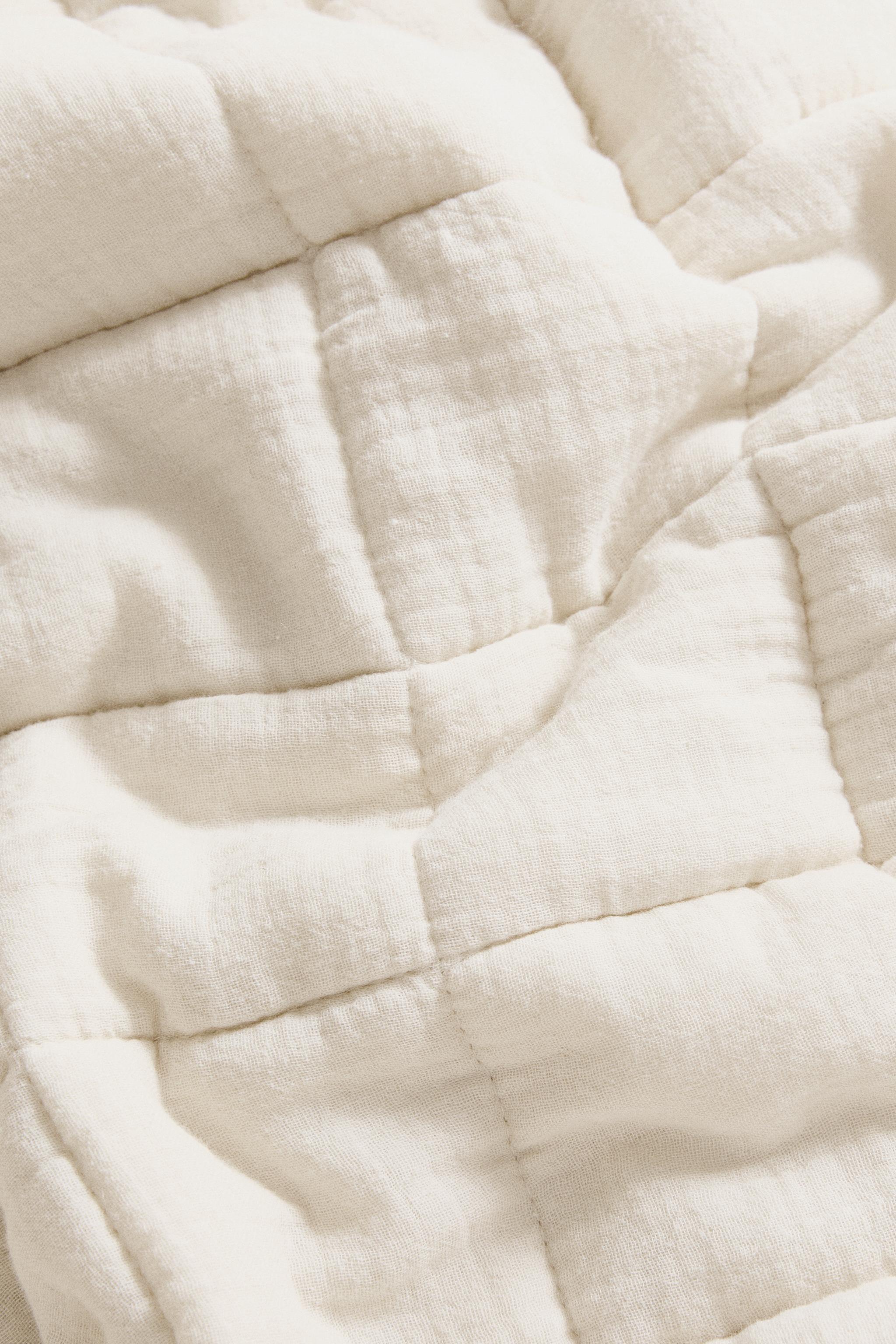 CHILDREN'S SQUARE MUSLIN QUILT