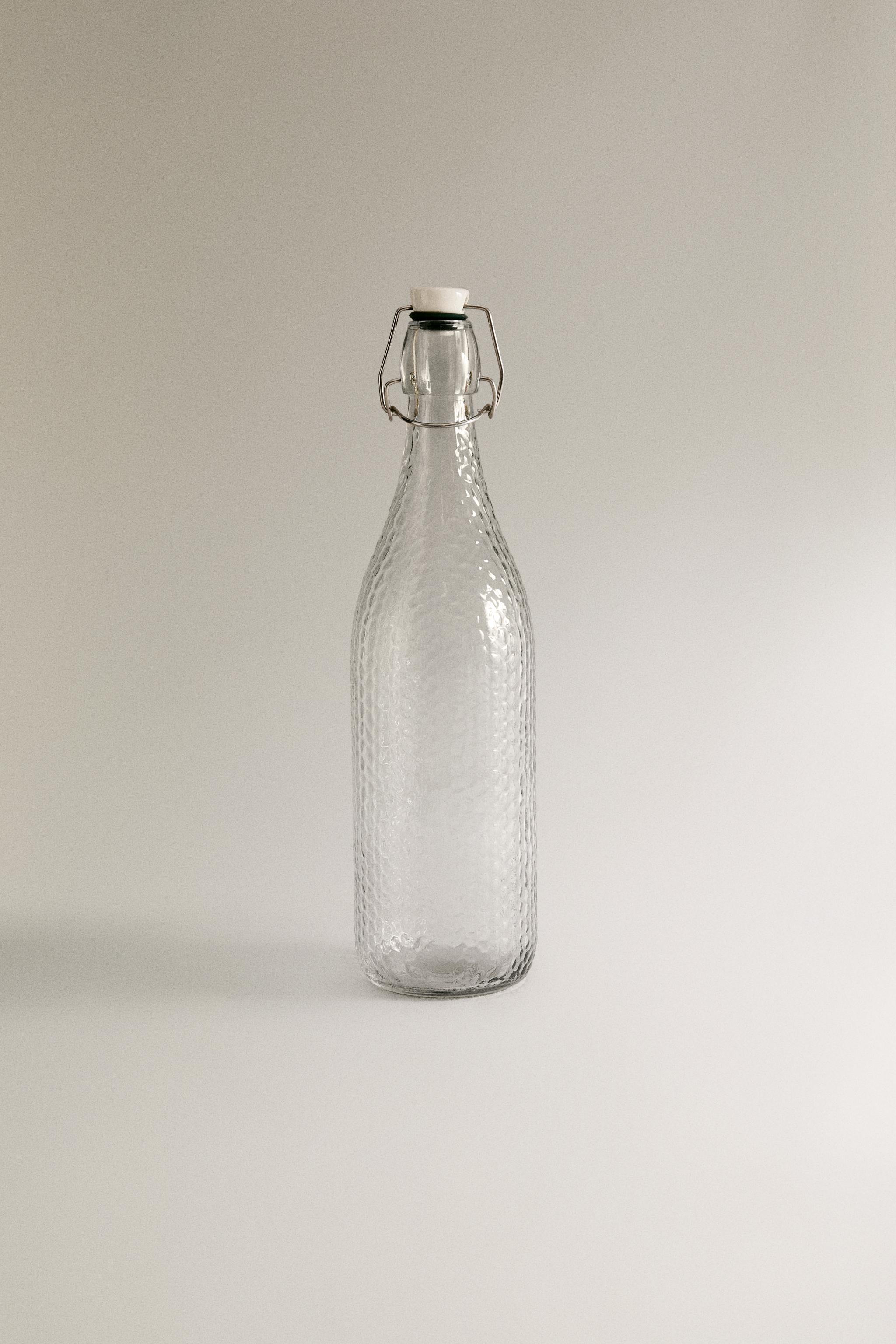 BOTTLE WITH CERAMIC STOPPER