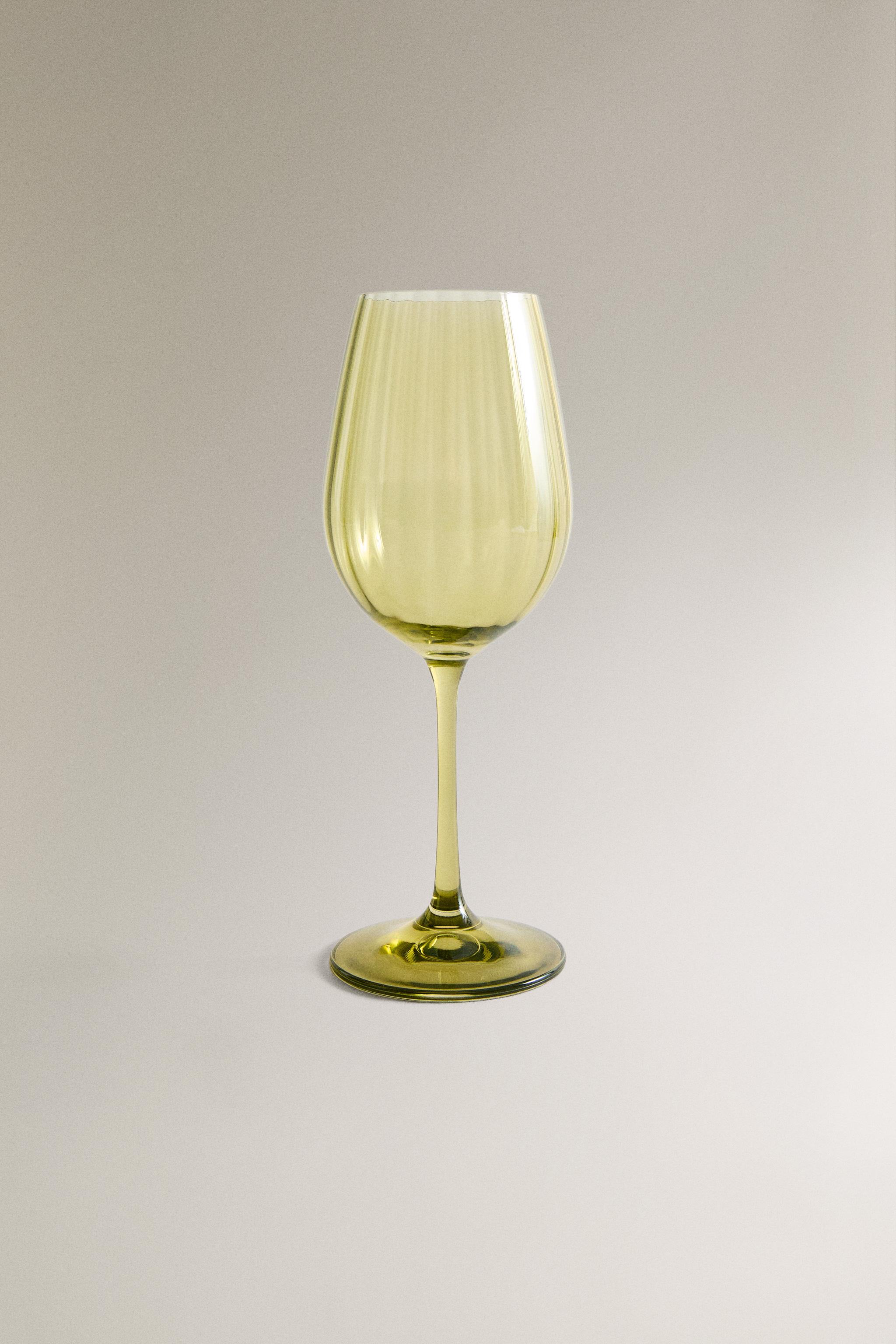 OPTICAL-DESIGN CRYSTALLINE WINE GLASS