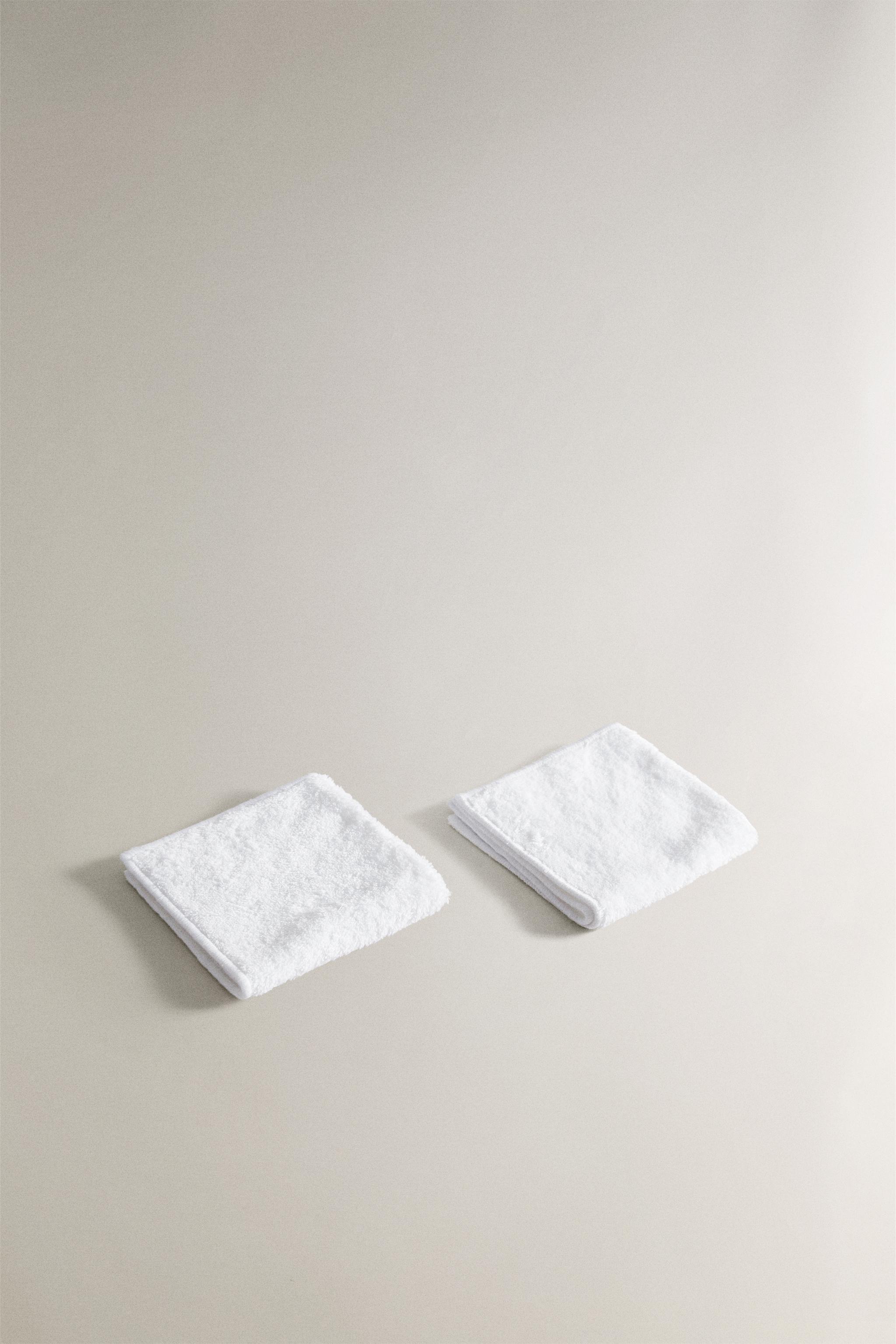 SET OF EXTRA SOFT HAND TOWELS (SET OF 2)