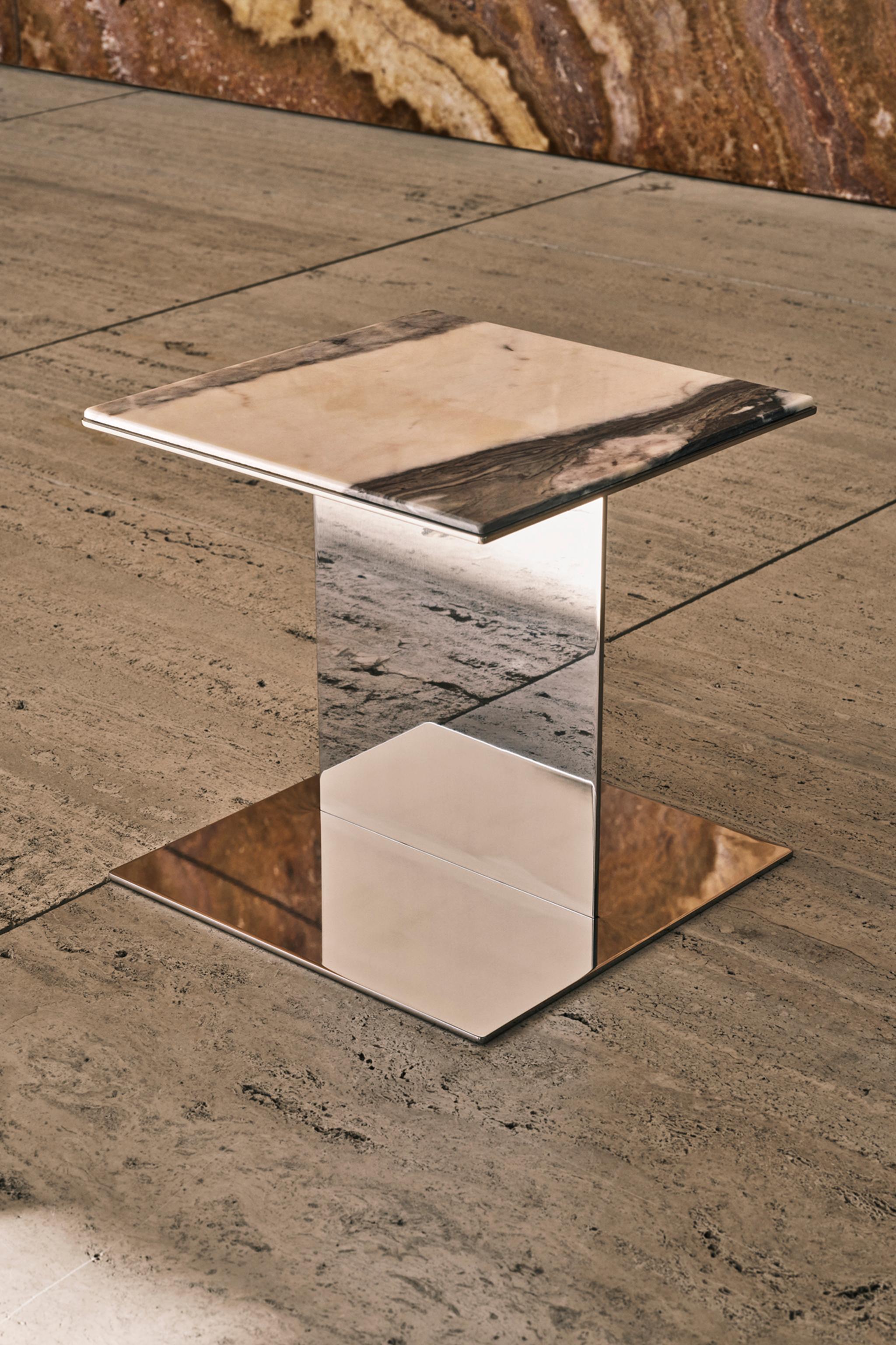SIDETABLE 05