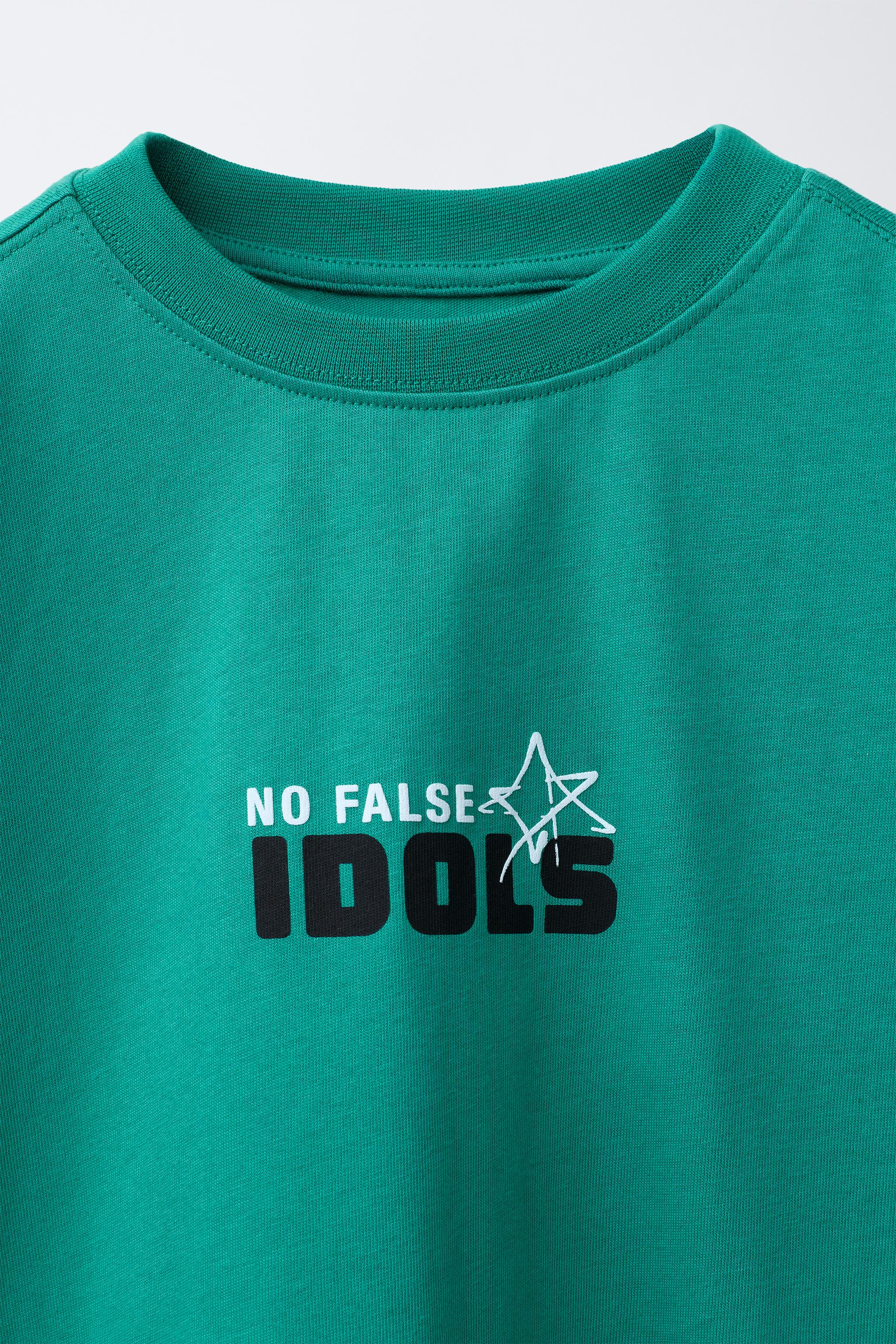 RAISED PRINT T-SHIRT