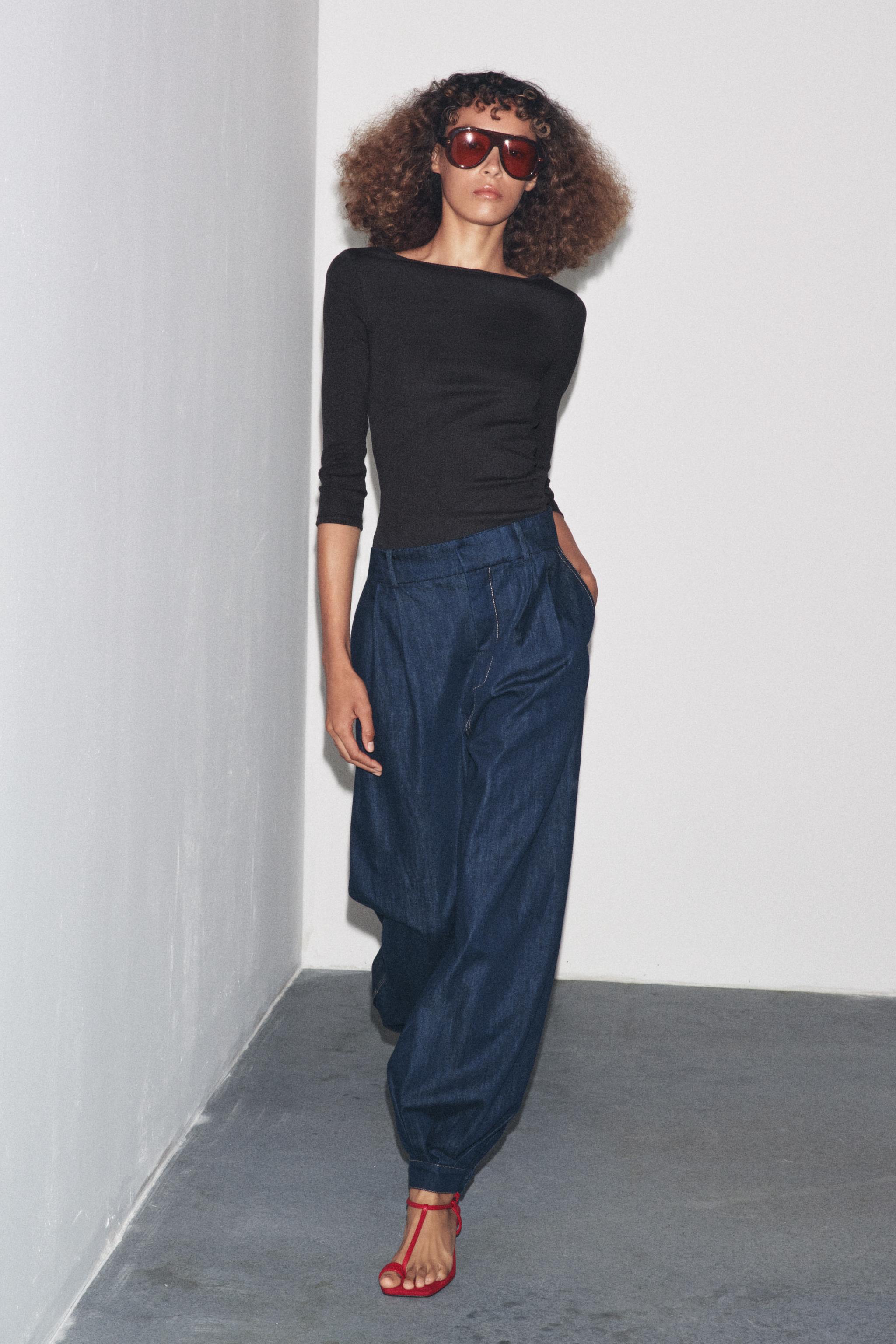 COTTON BOAT NECK T-SHIRT