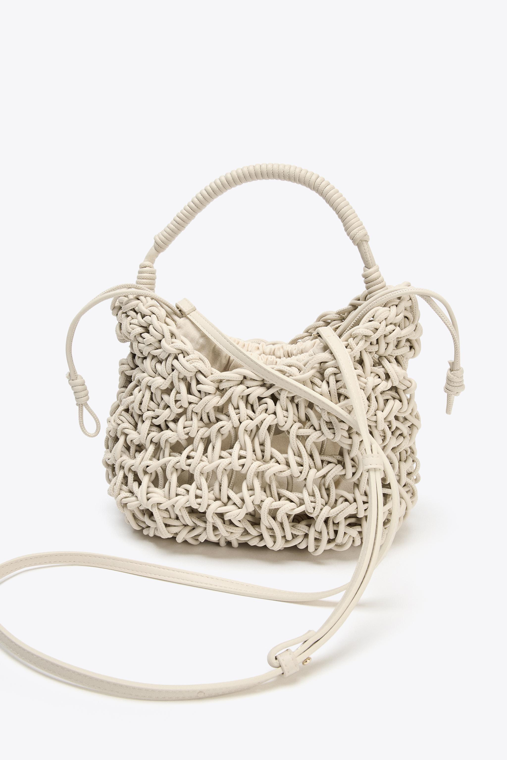 TOPSTITCHED WOVEN HANDBAG