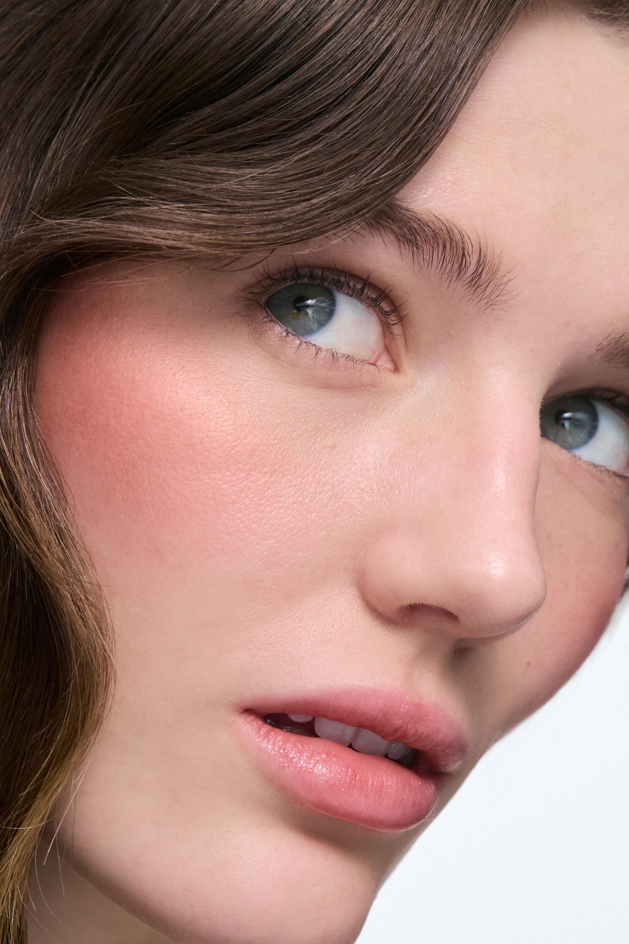 POWDER BLUSH - HIGHLY-LICIOUS