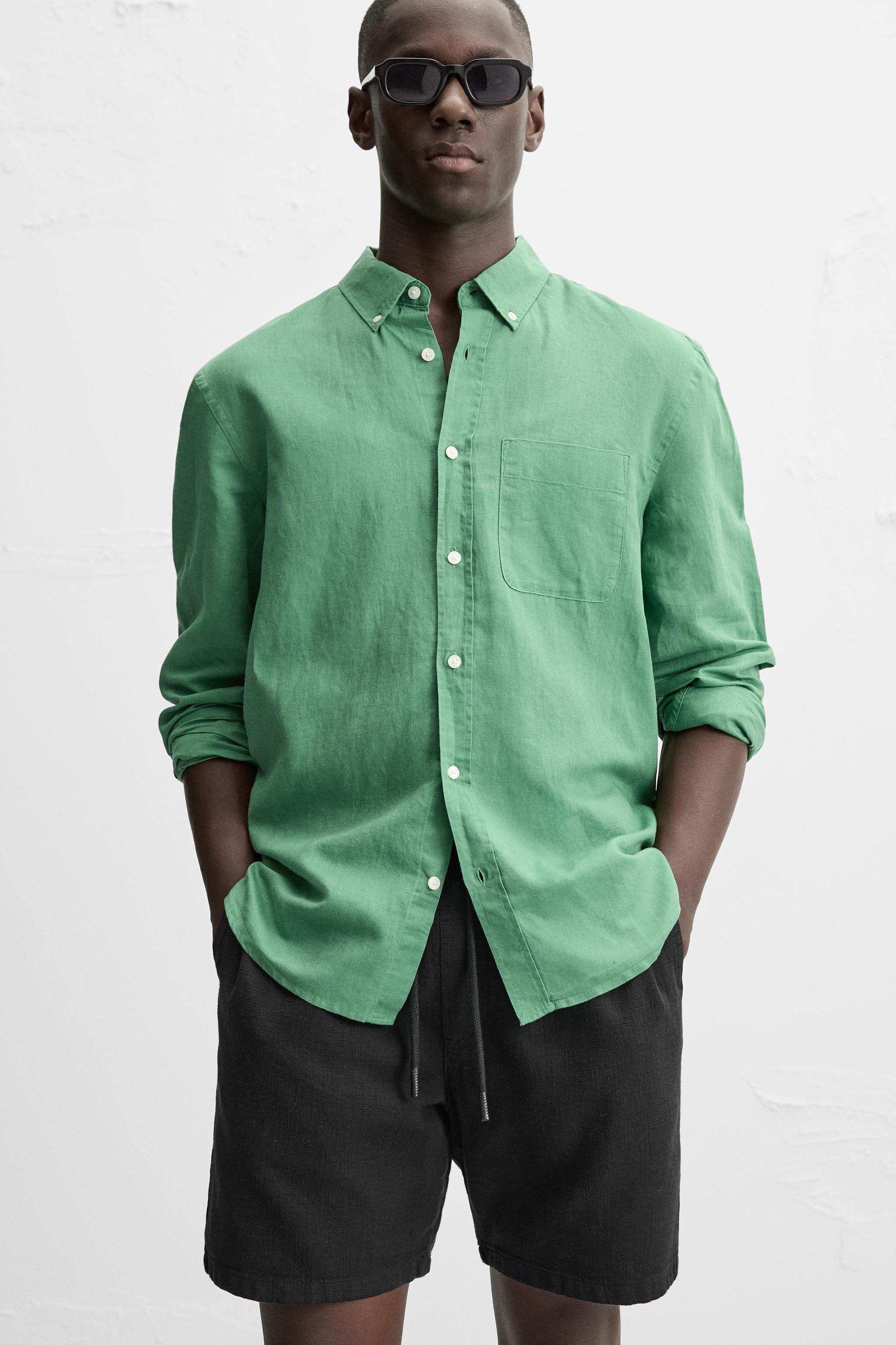 TEXTURED REGULAR FIT SHORTS