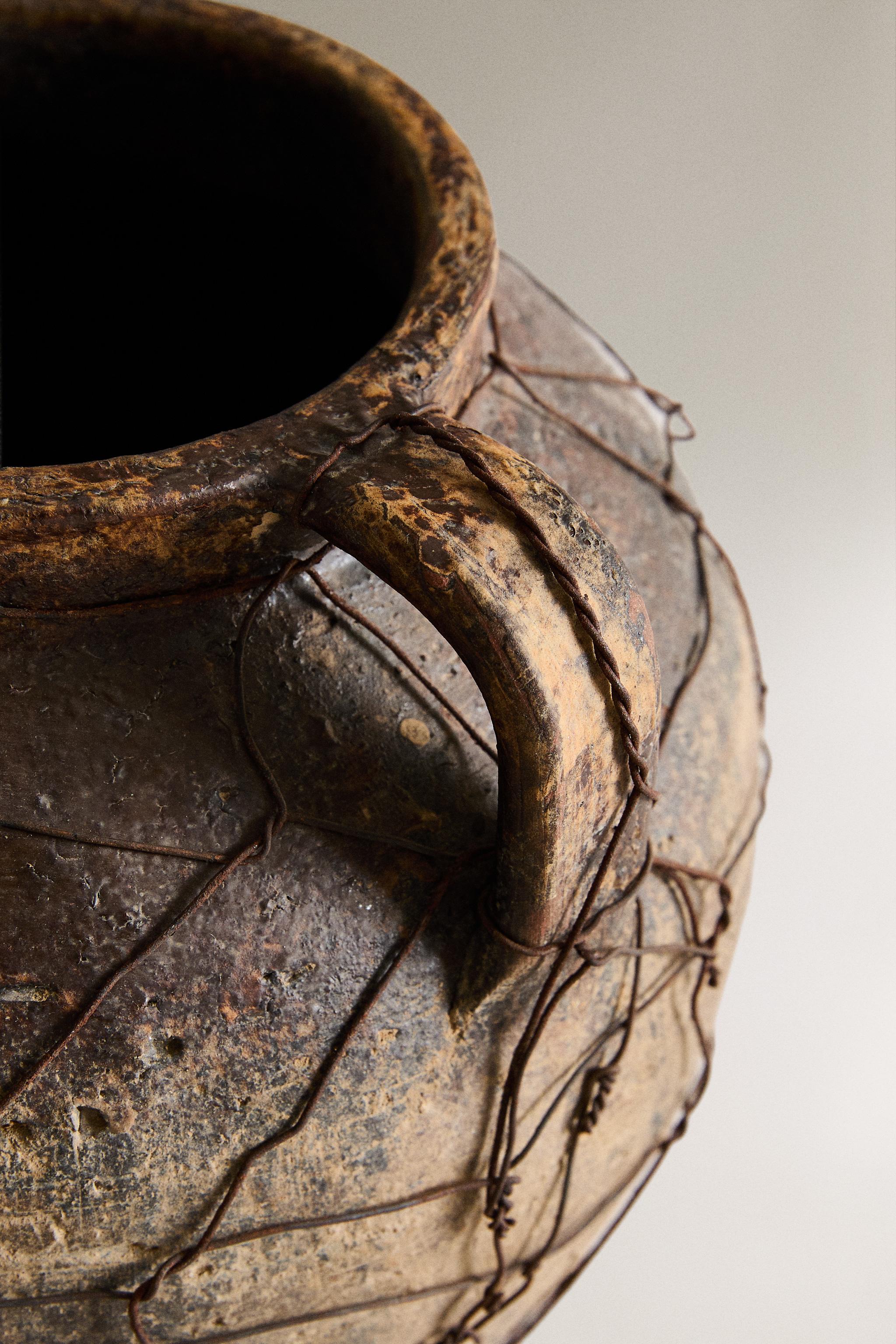 TERRACOTTA LATTICE VASE