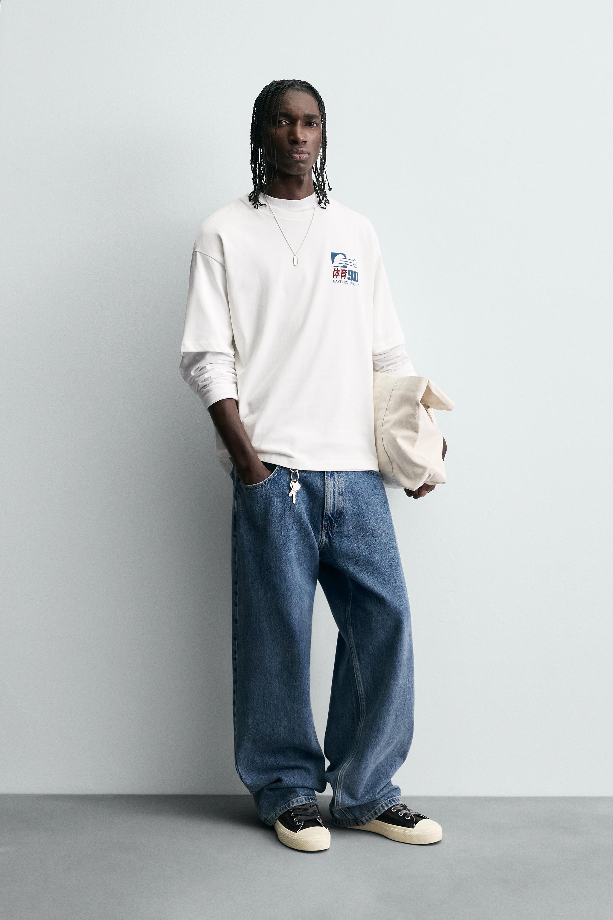 GRAPHIC PRINT T-SHIRT