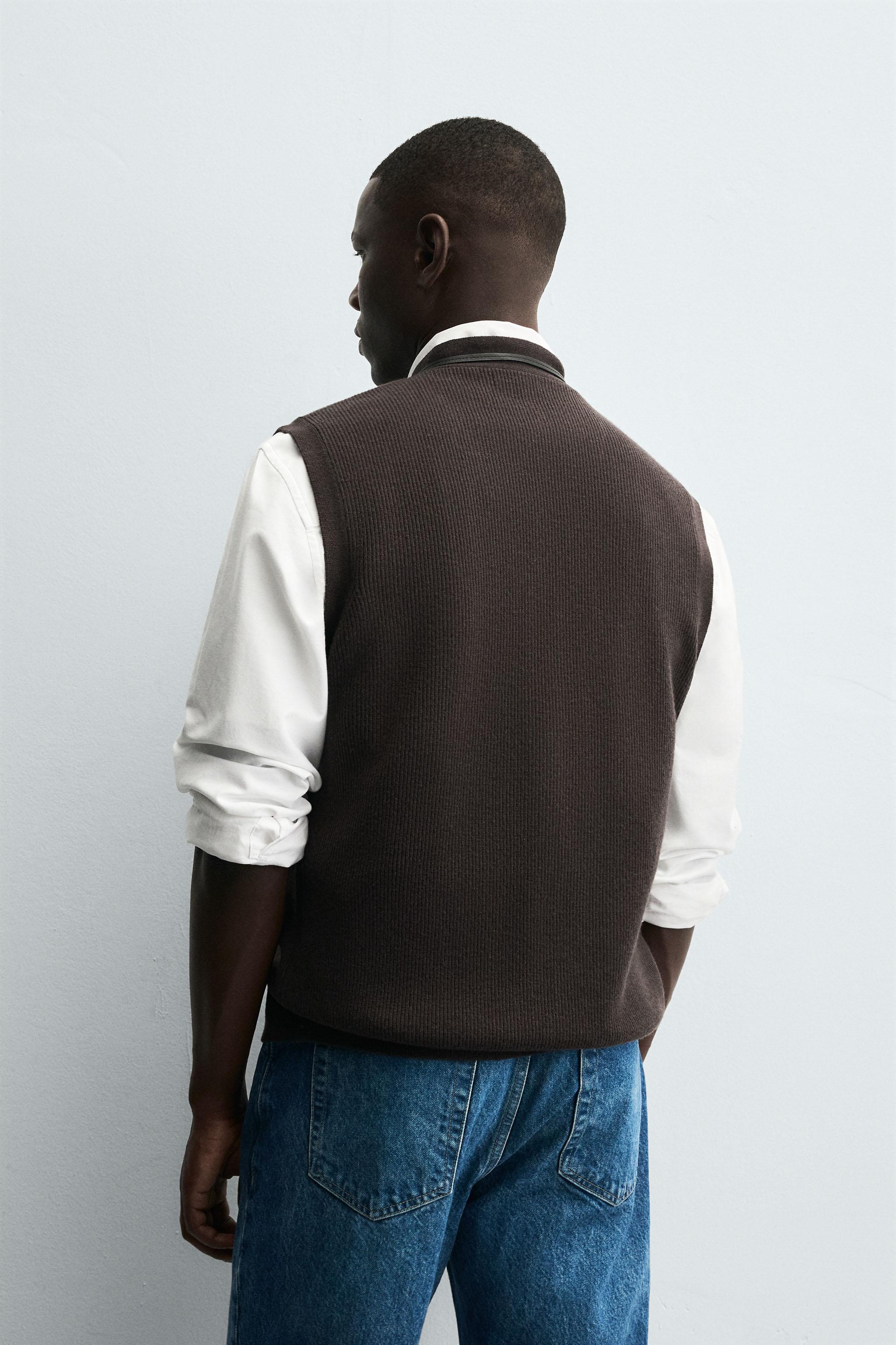 WOOL-CASHMERE KNIT VEST
