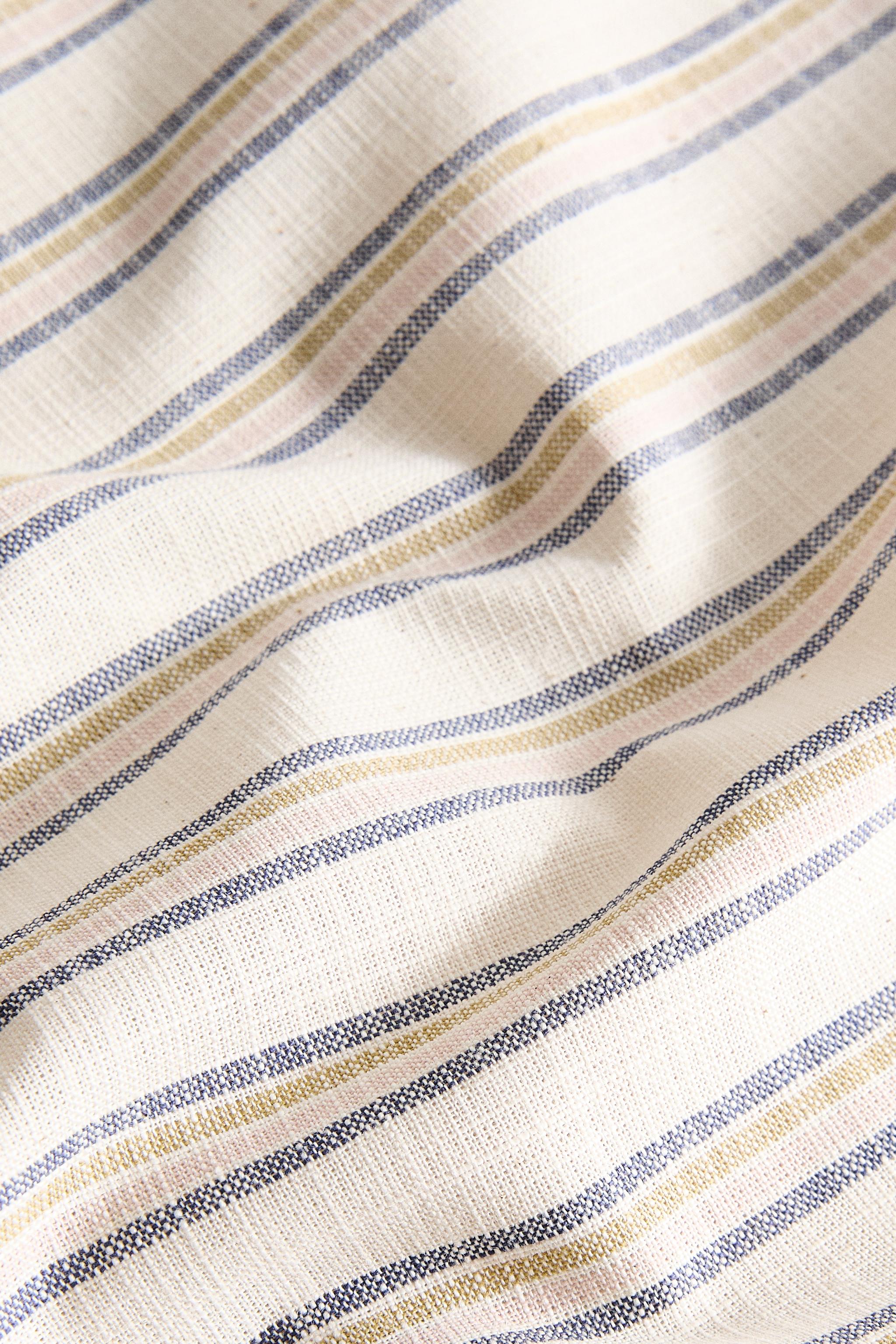 SET OF DYED THREAD STRIPED NAPKINS (SET OF 2)