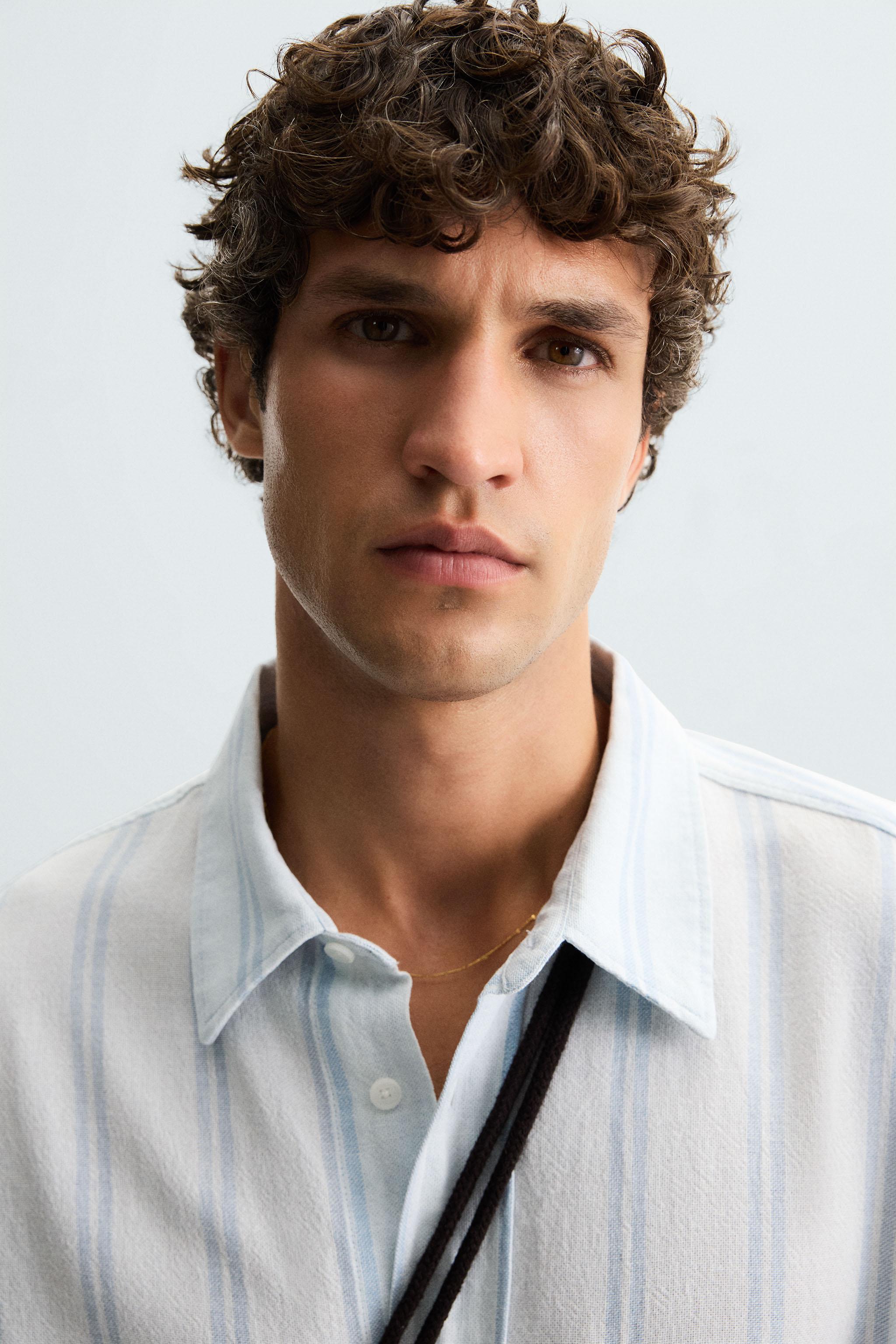 TEXTURED STRIPED SHIRT