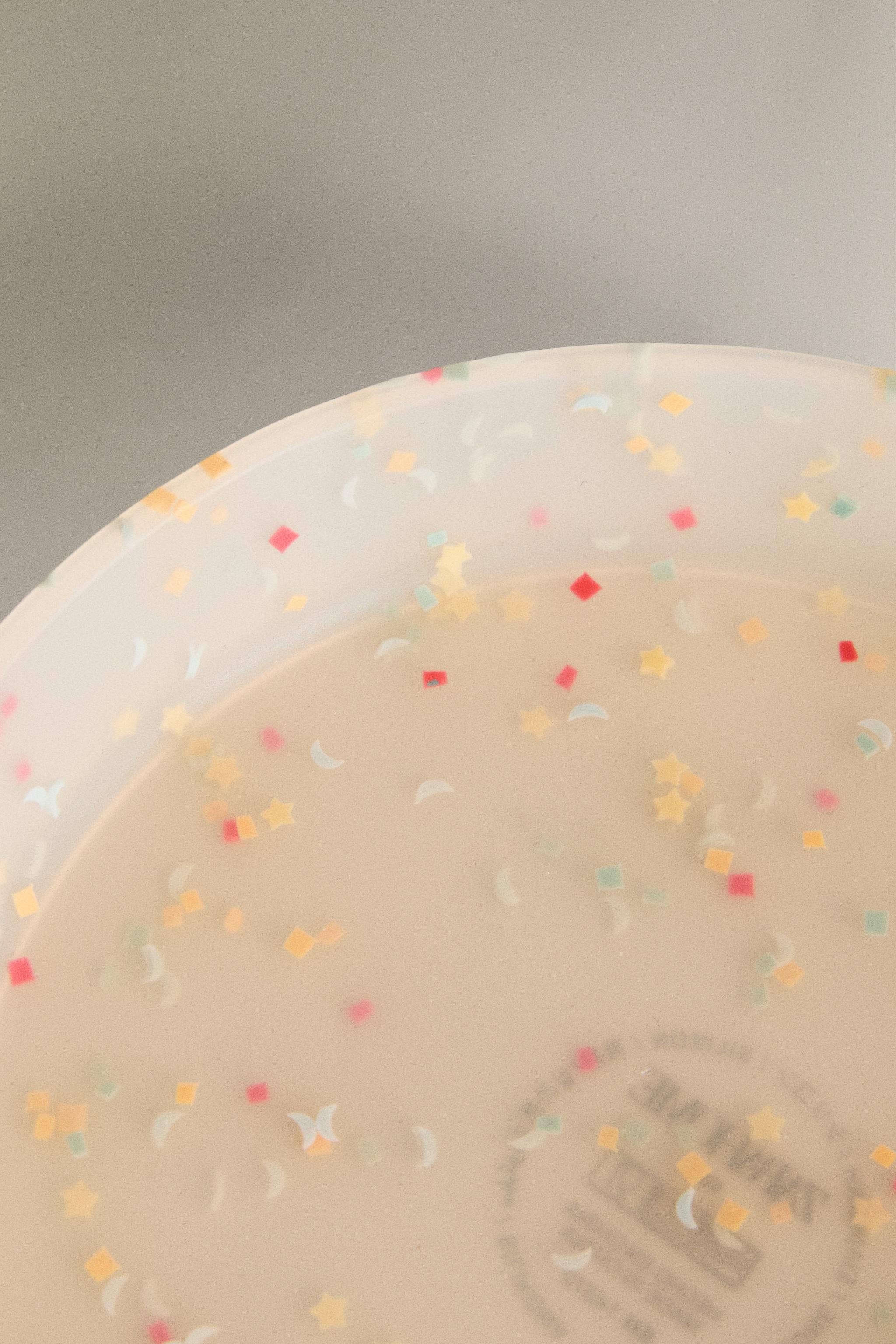 CHILDREN'S CONFETTI SILICONE PLATE