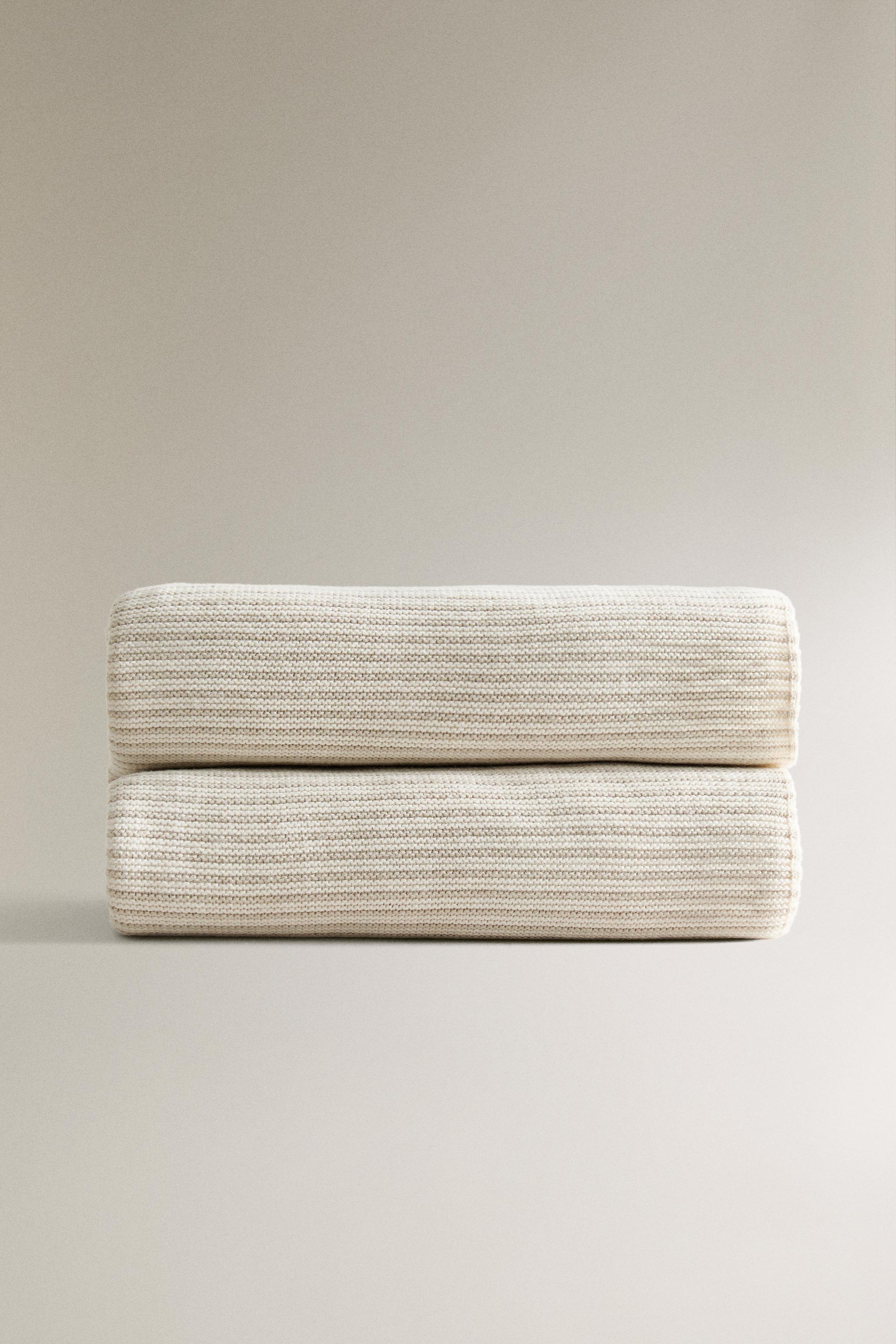 CHILDREN'S STRIPED BLANKET