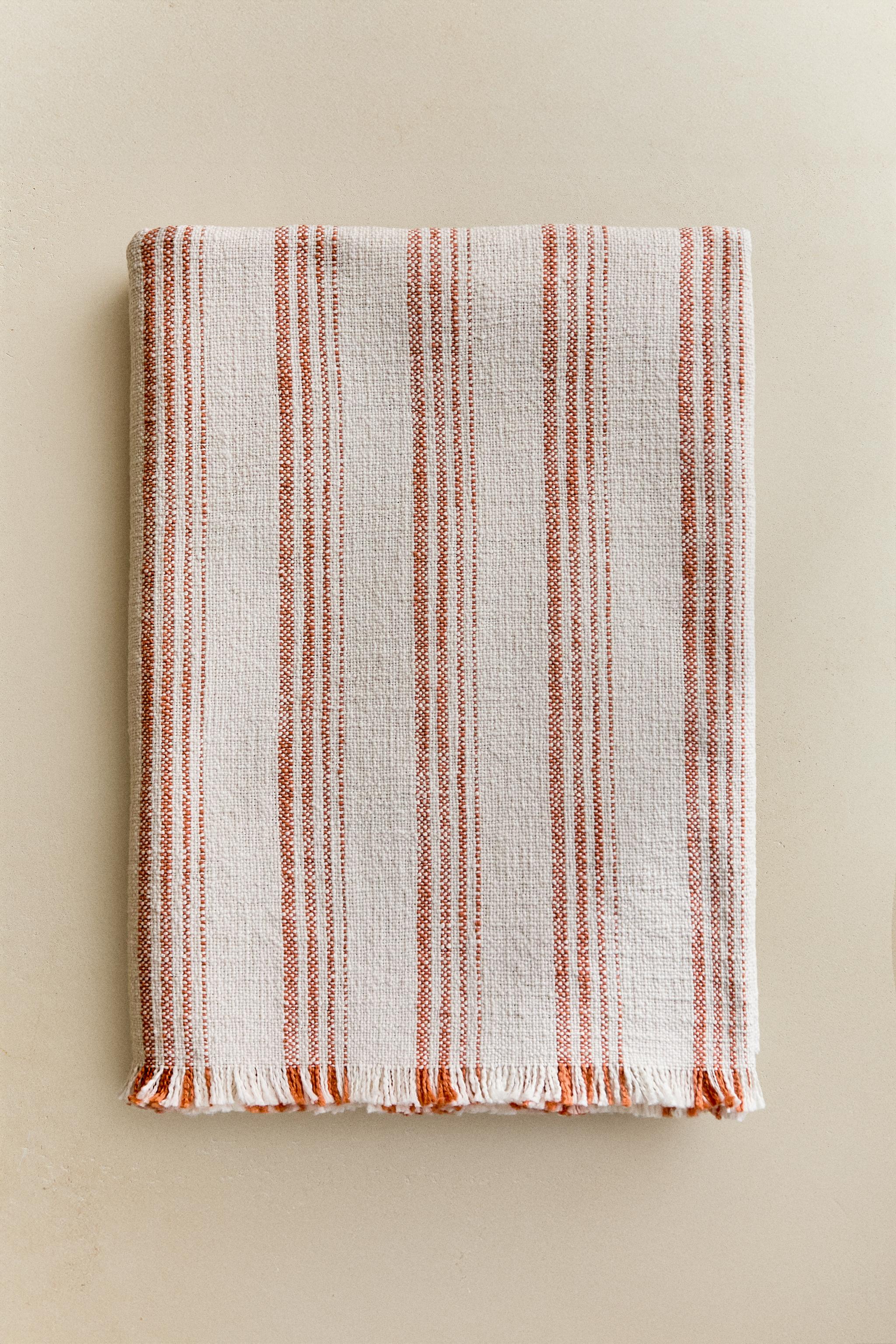 STRIPED COTTON BLANKET