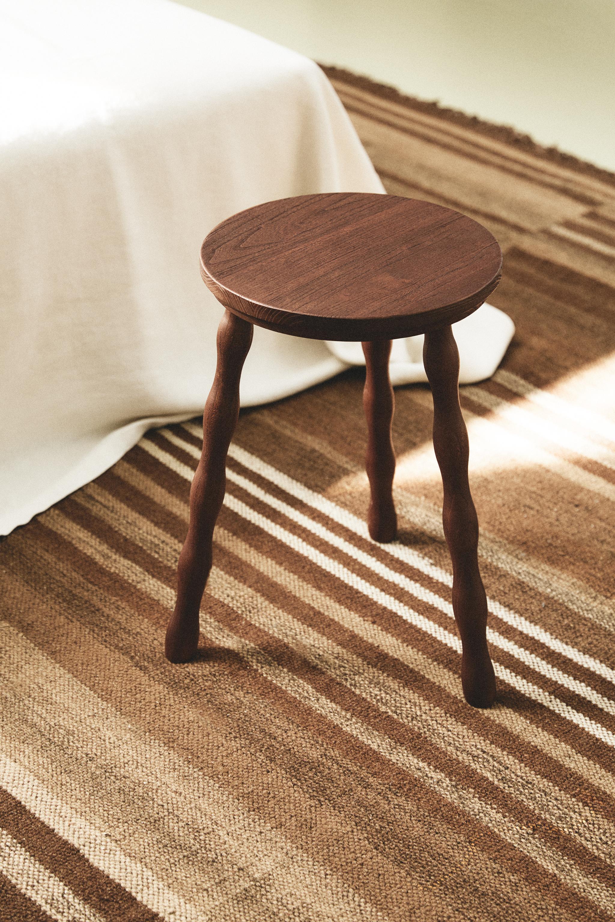ELM WOOD STOOL