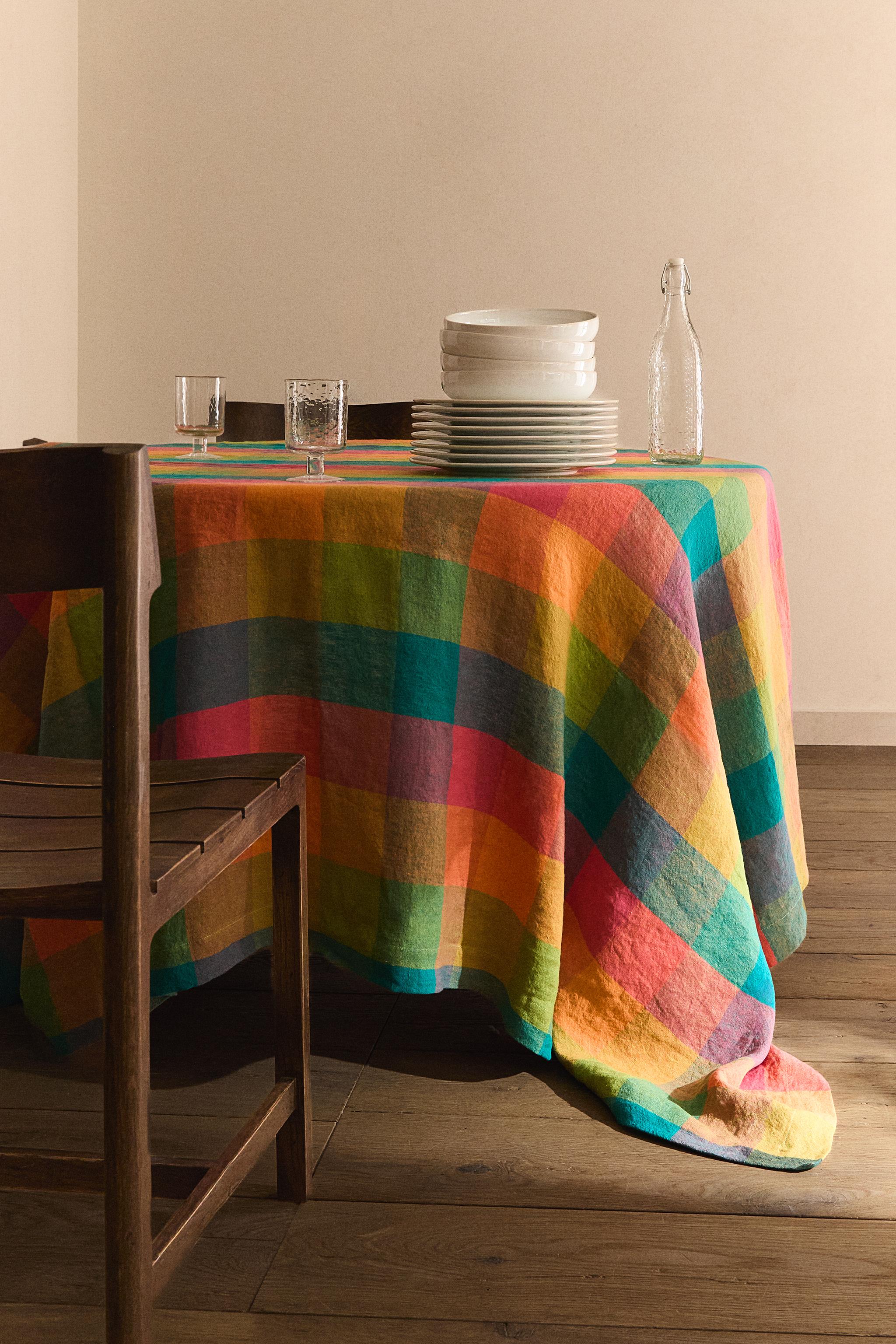 MULTICOLORED CHECK LINEN TABLECLOTH