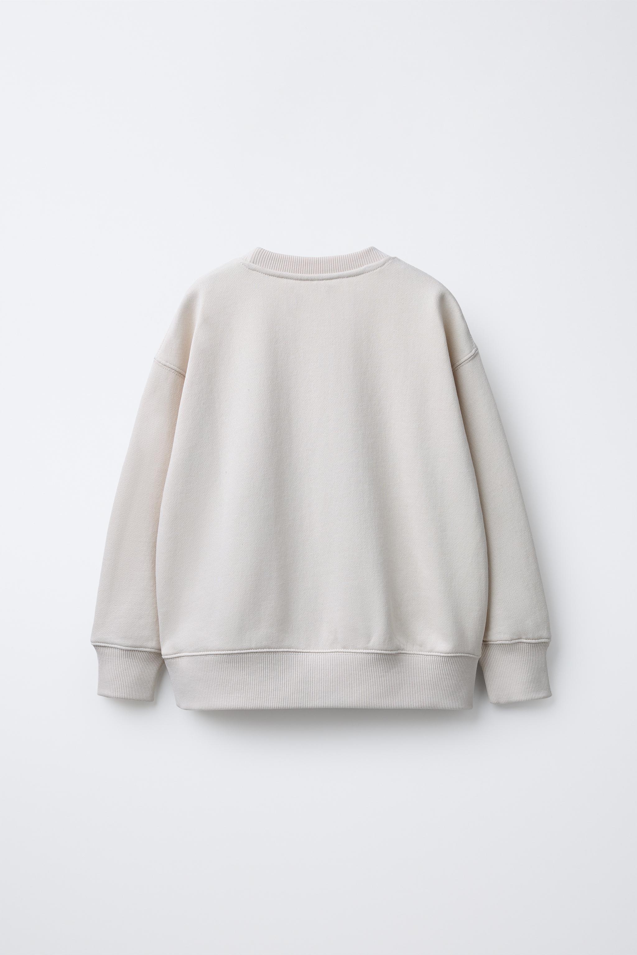 GRAFFITI PRINT SWEATSHIRT