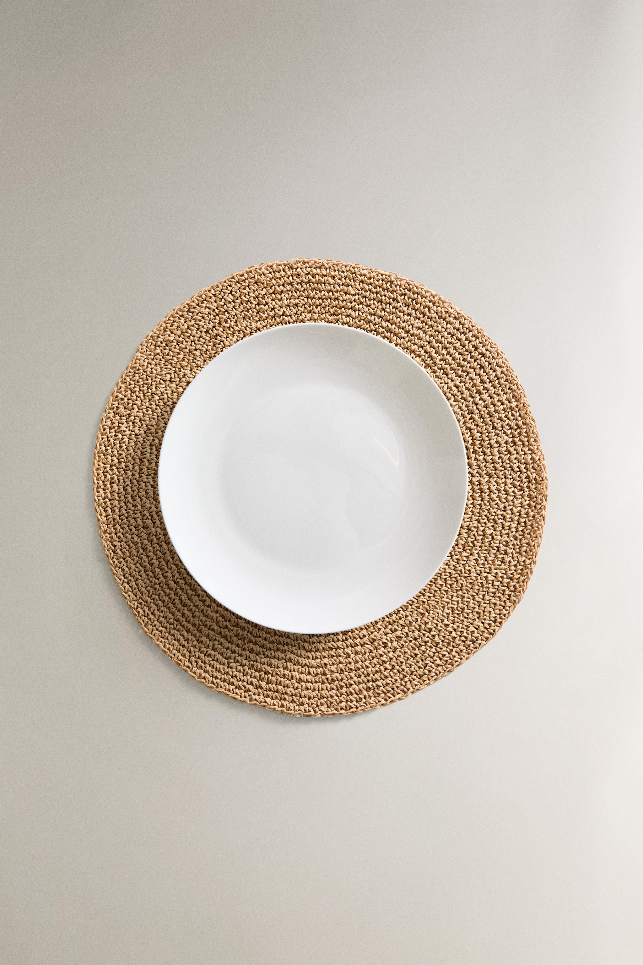 ROUND PAPER PLACEMAT