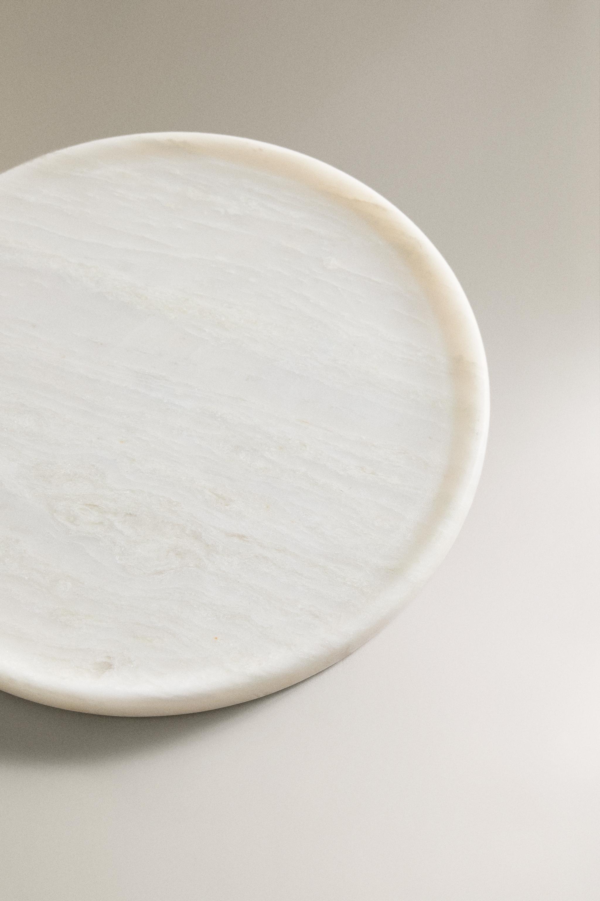 WHITE MARBLE BATHROOM TRAY