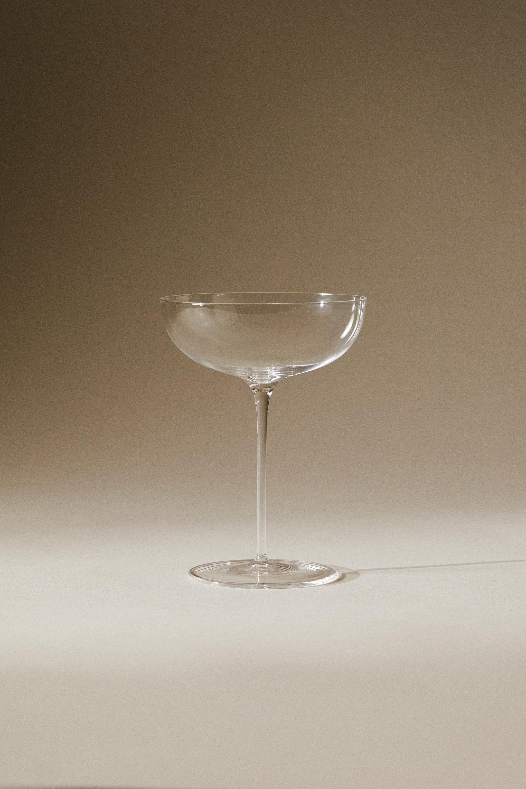 EXTRA LIGHTWEIGHT SPARKLING WINE FLUTE