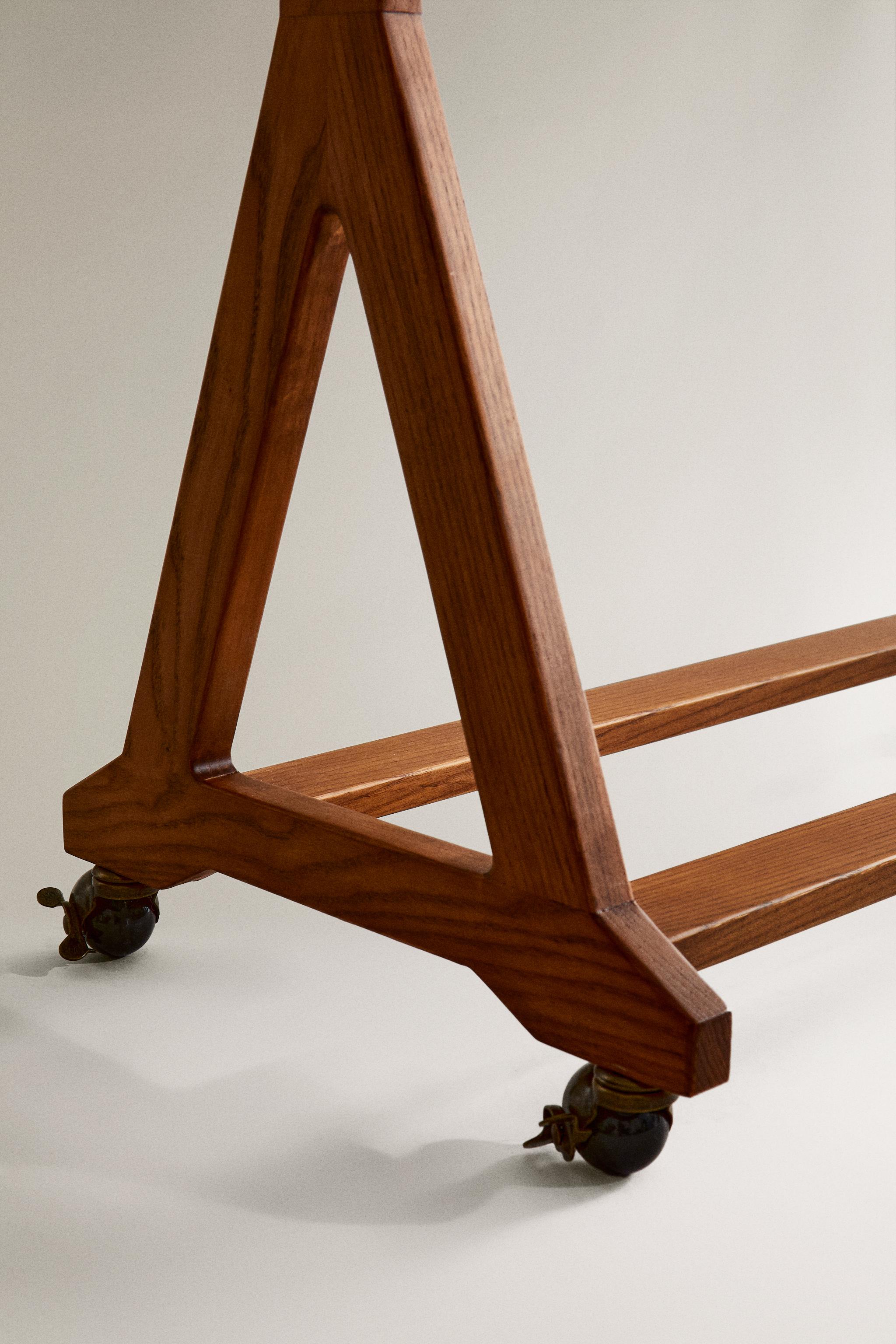 ASH WOOD CLOTHES RACK