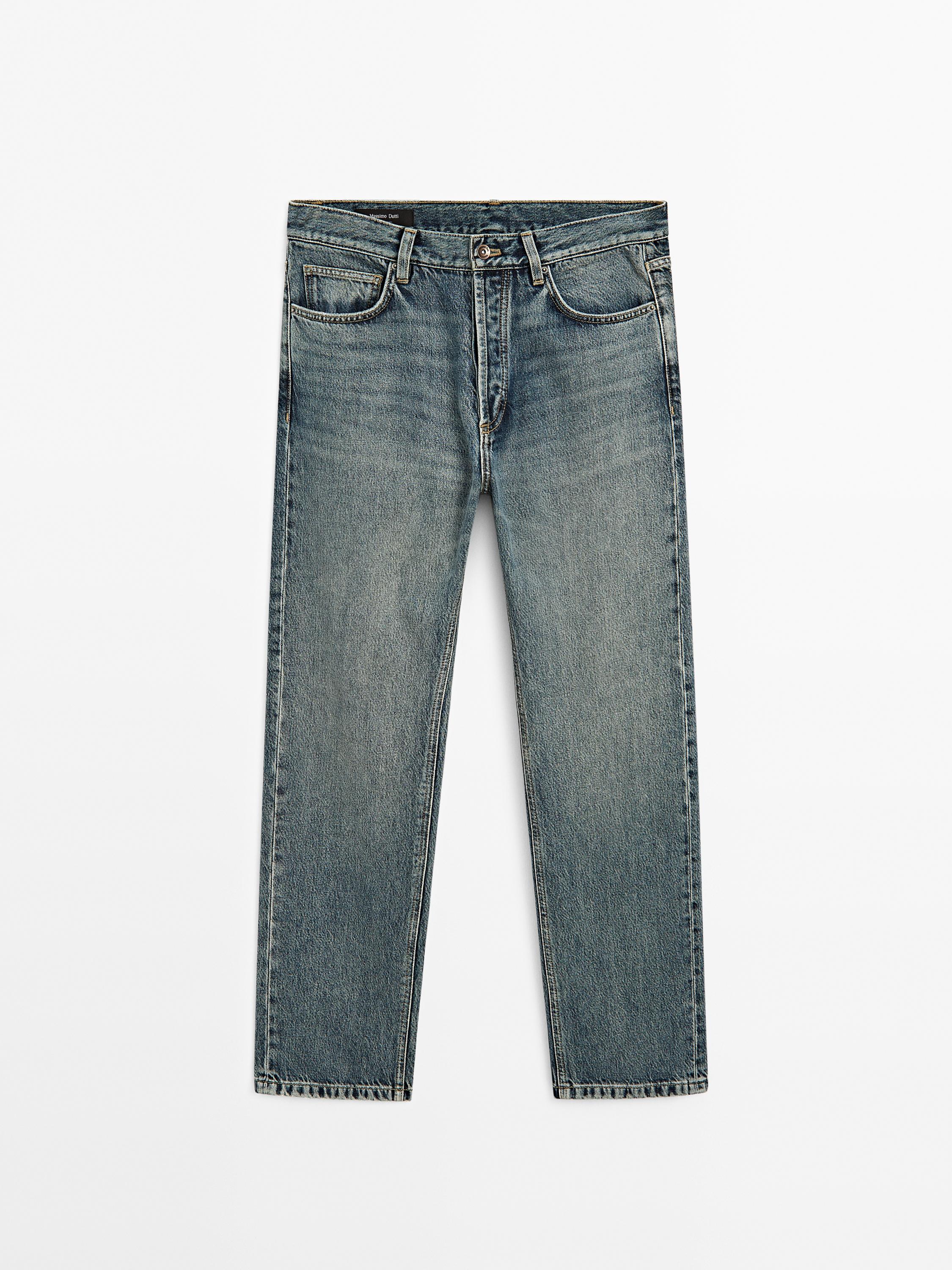 Straight-leg jeans