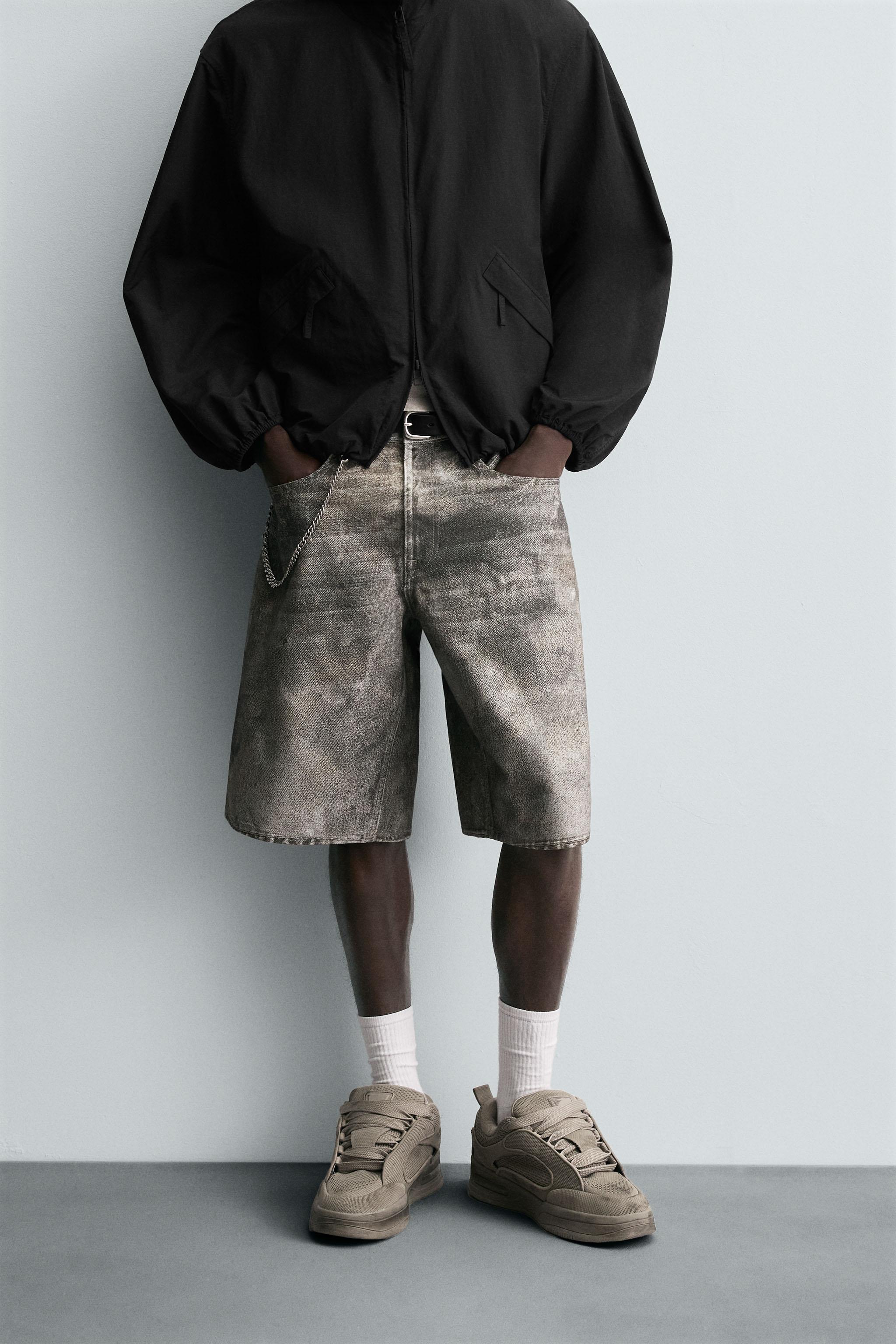 ABSTRACT PRINT BAGGY FIT DENIM SHORTS