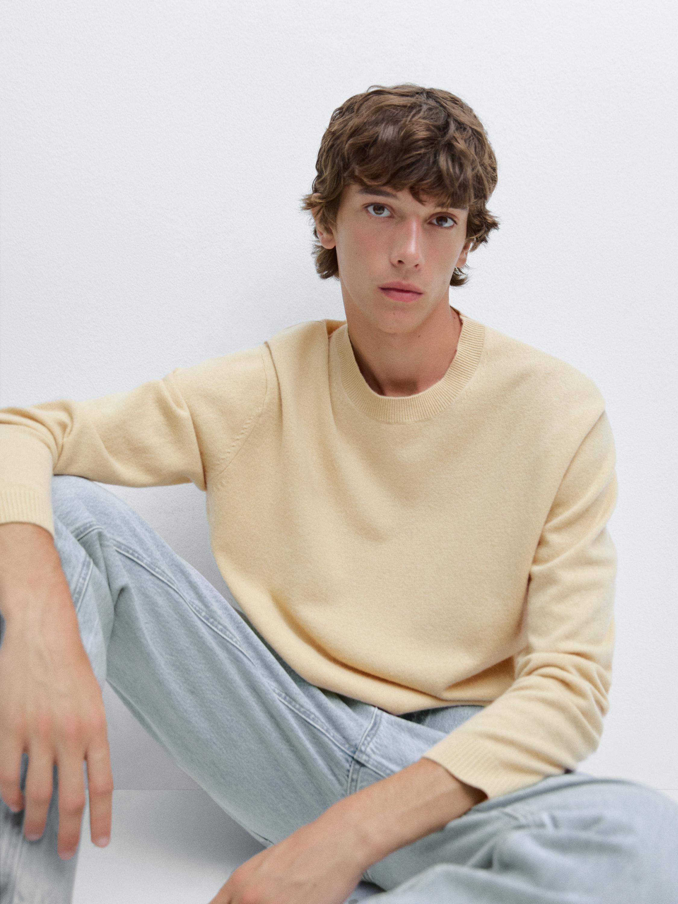 Wool blend crew neck knit sweater