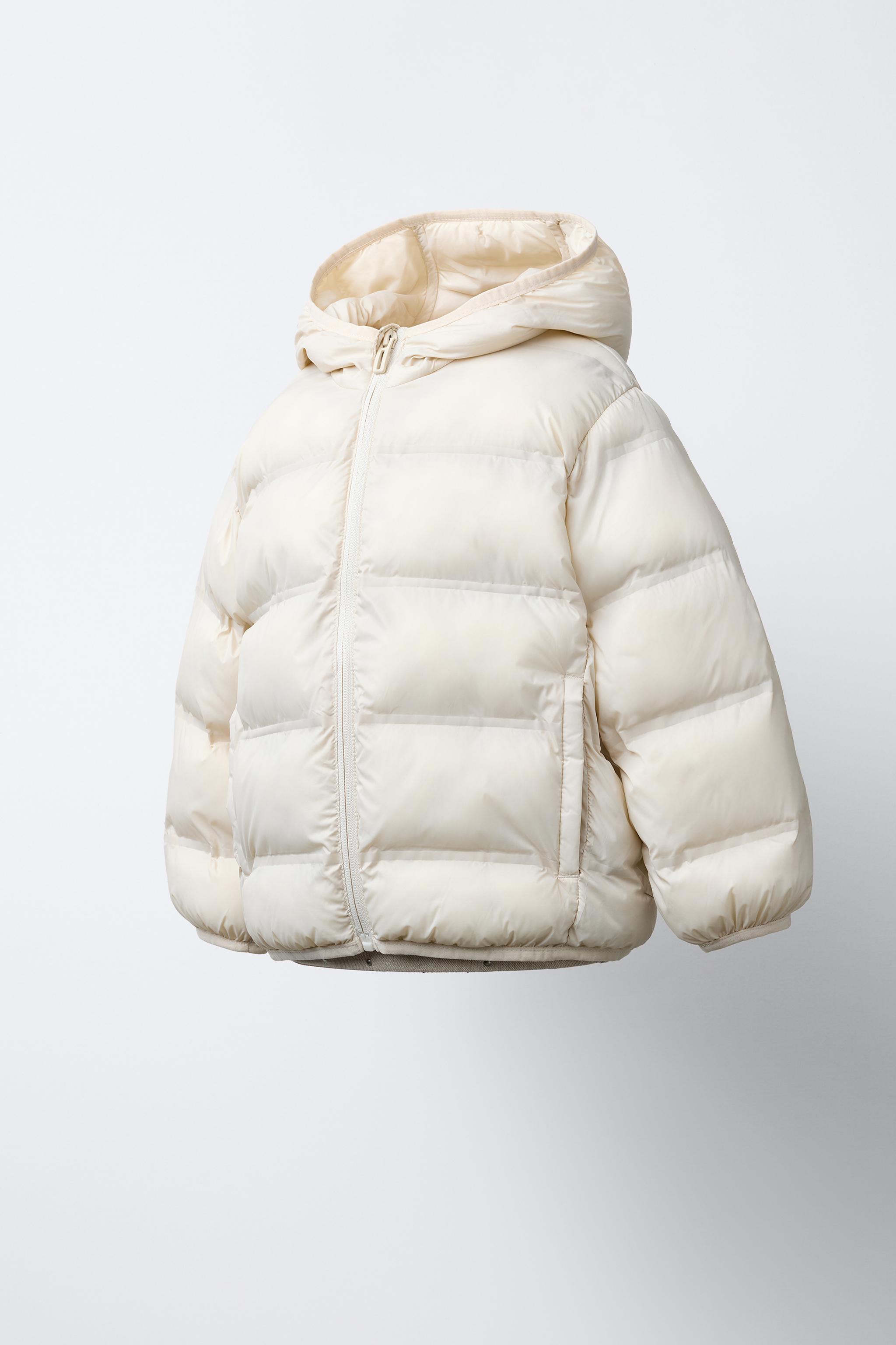 LIGHTWEIGHT HOODED PUFFER JACKET