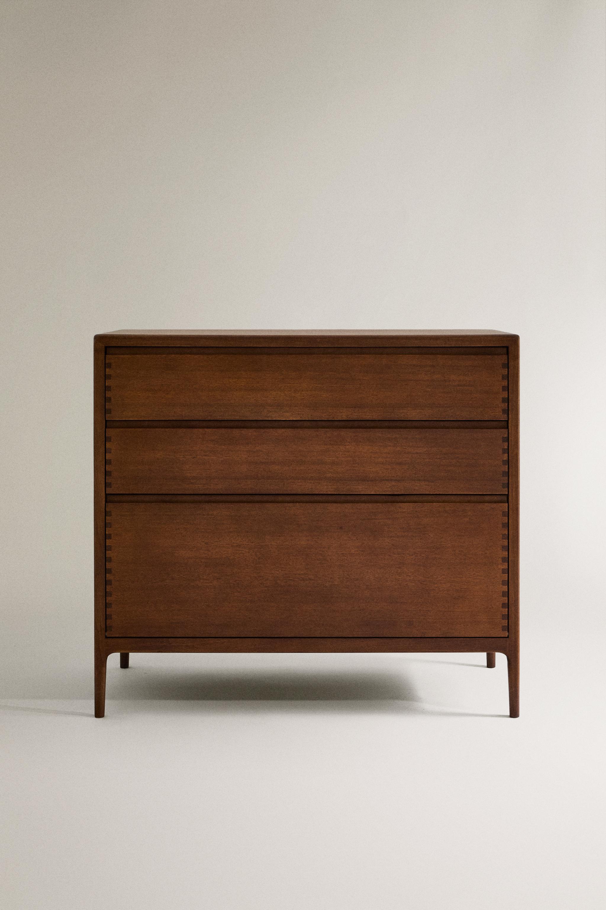 WOODEN DRESSER WITH THREE DRAWERS