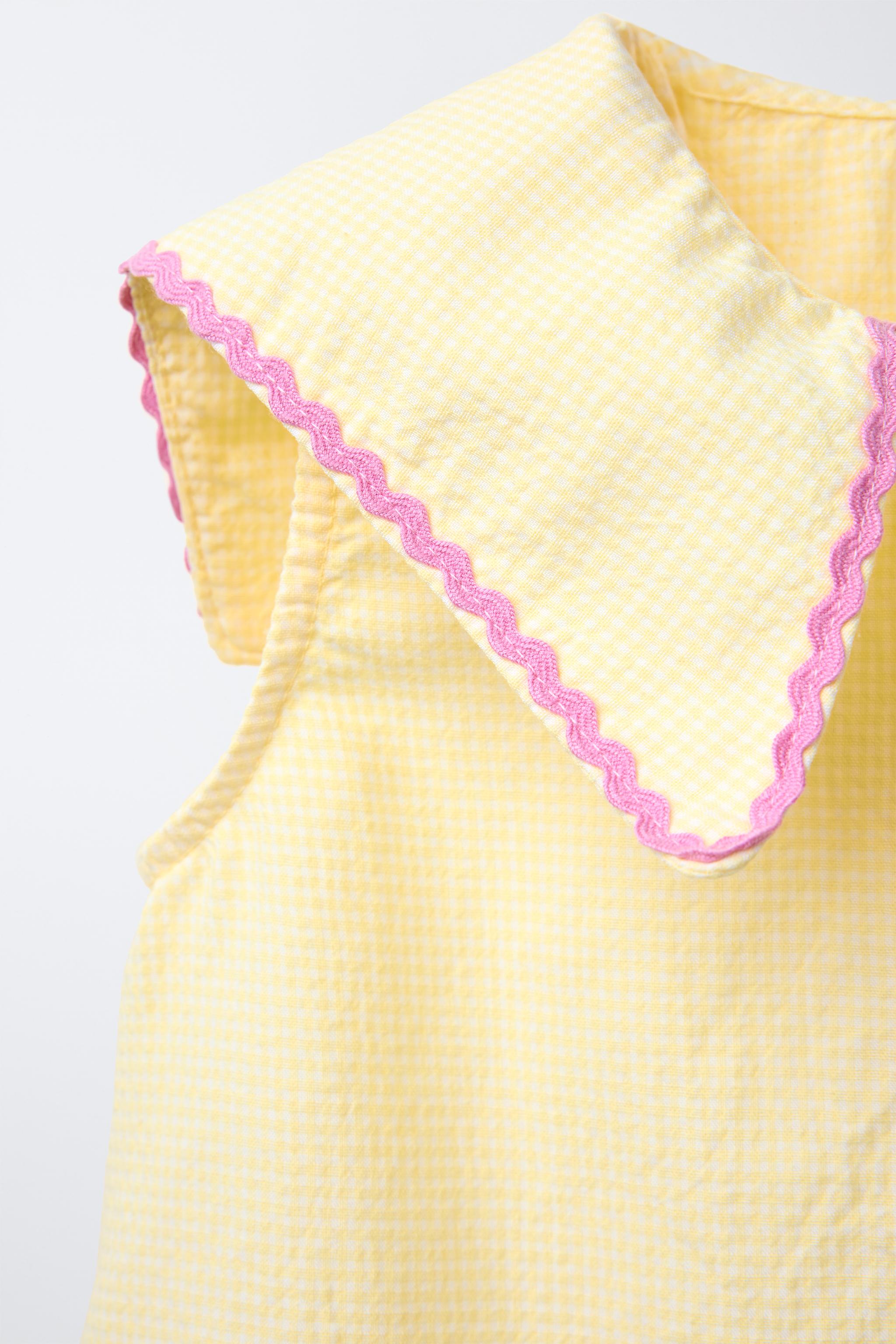 GINGHAM RUFFLE SHIRT