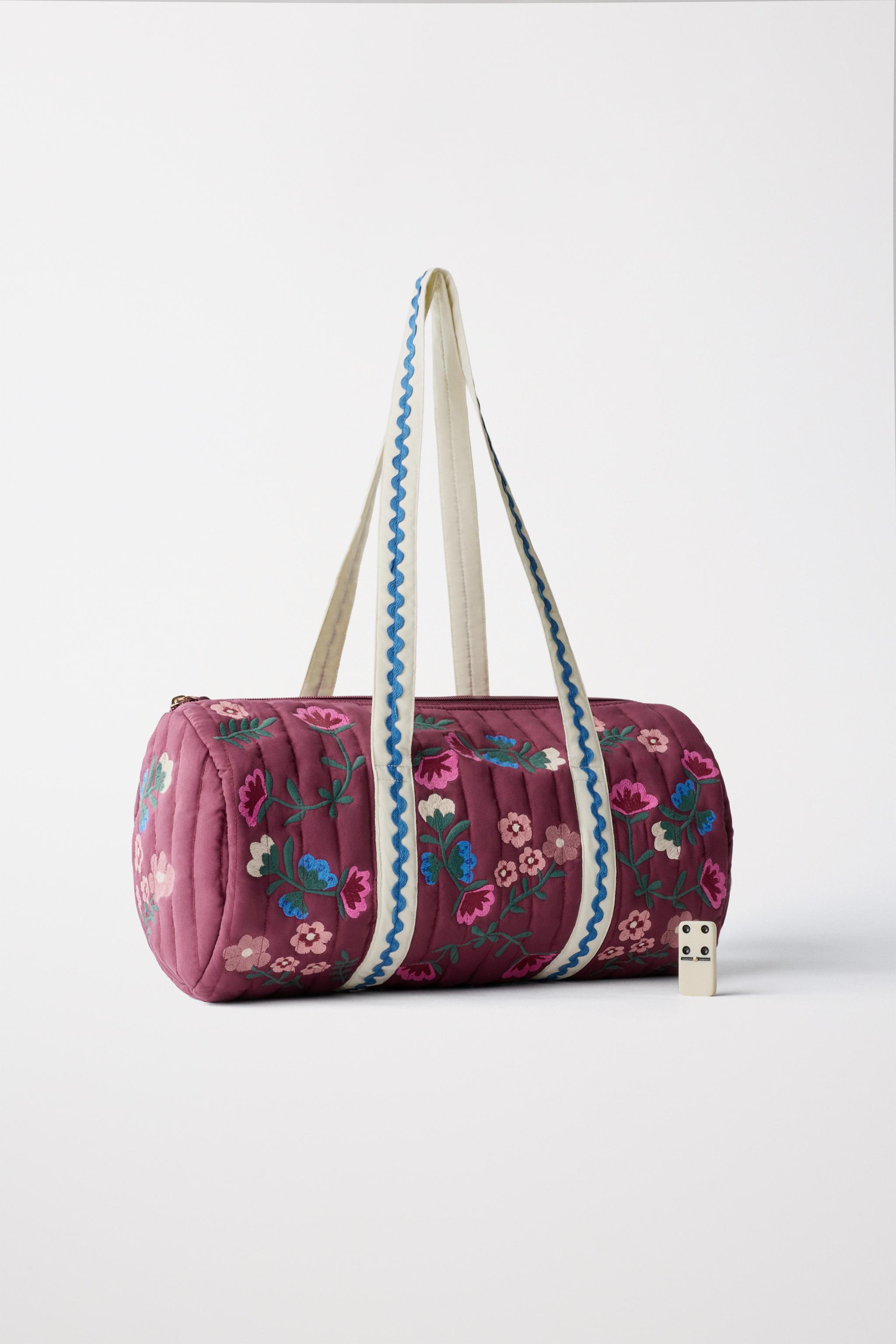 EMBROIDERED BOWLING BAG