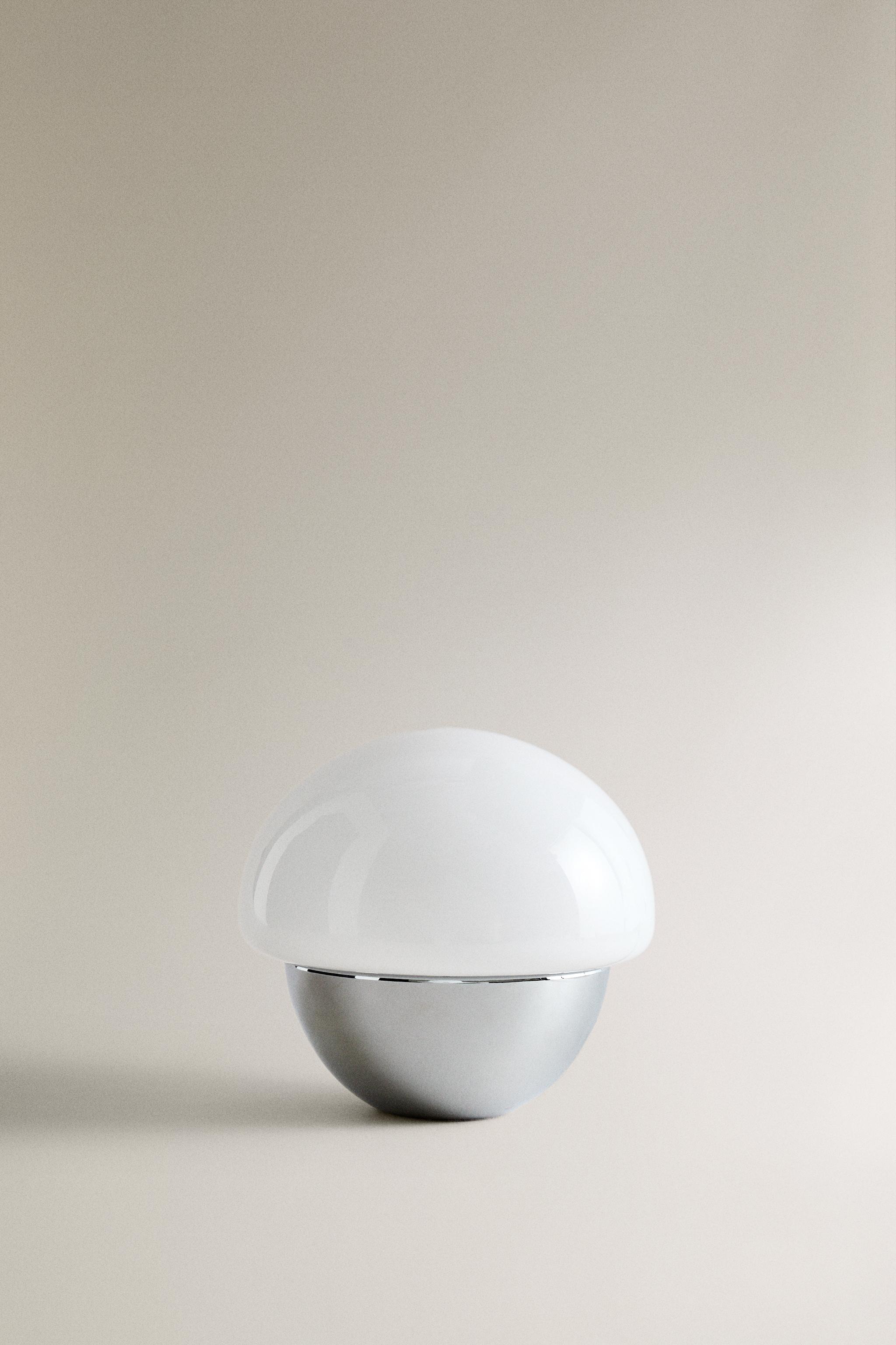 OVAL TABLE LAMP
