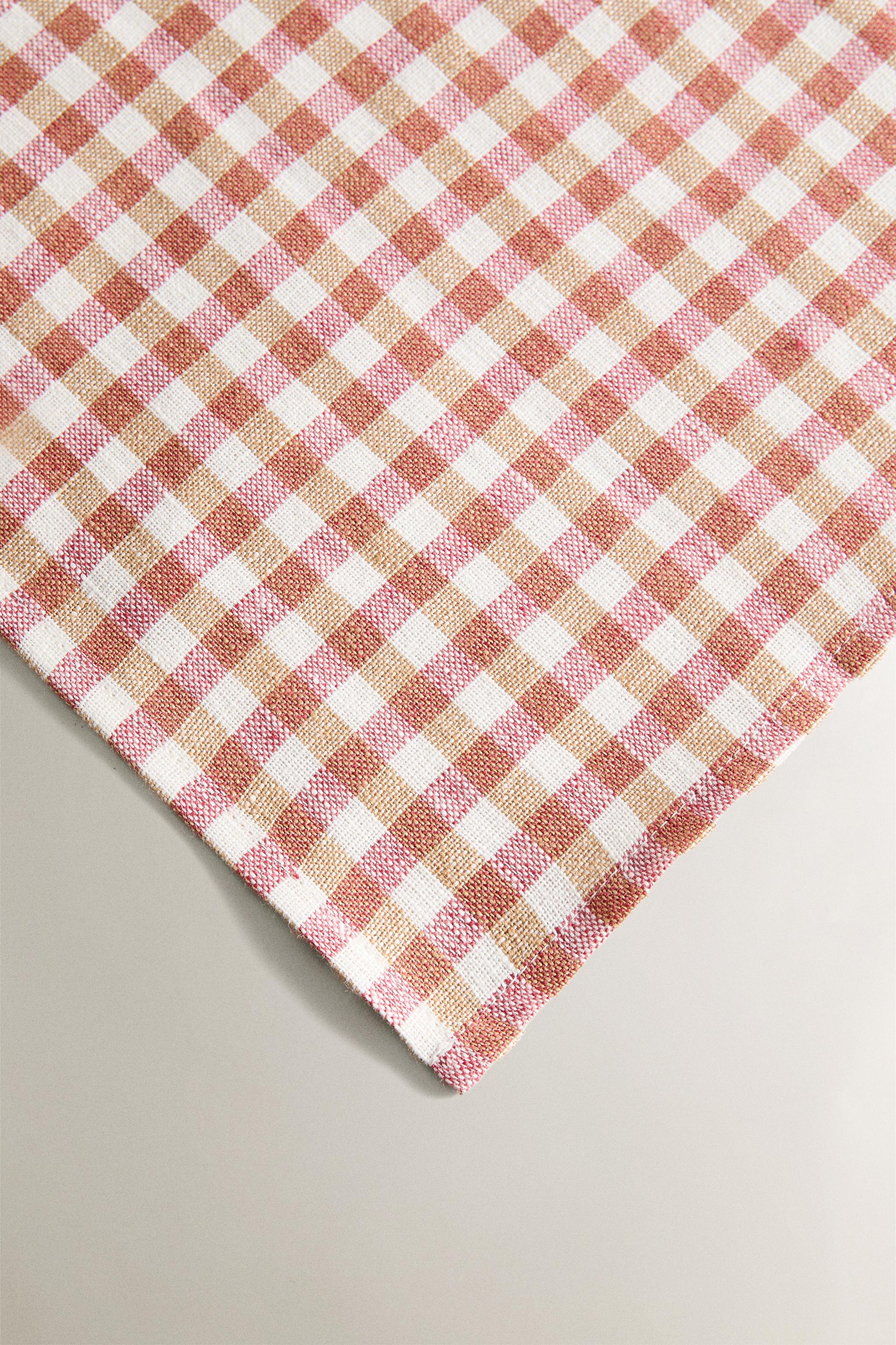 SET OF MATCHING GINGHAM NAPKINS (SET OF 2)