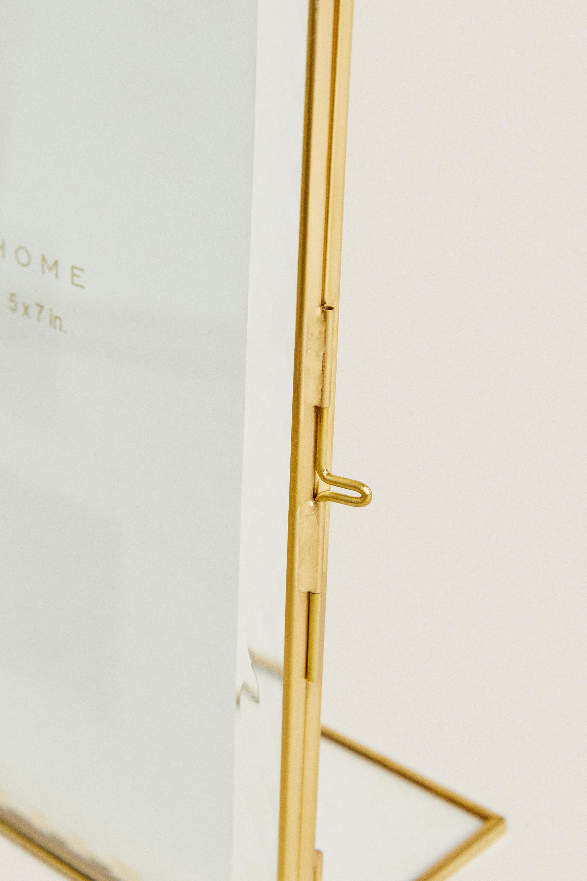 GOLDEN ARCH PICTURE FRAME