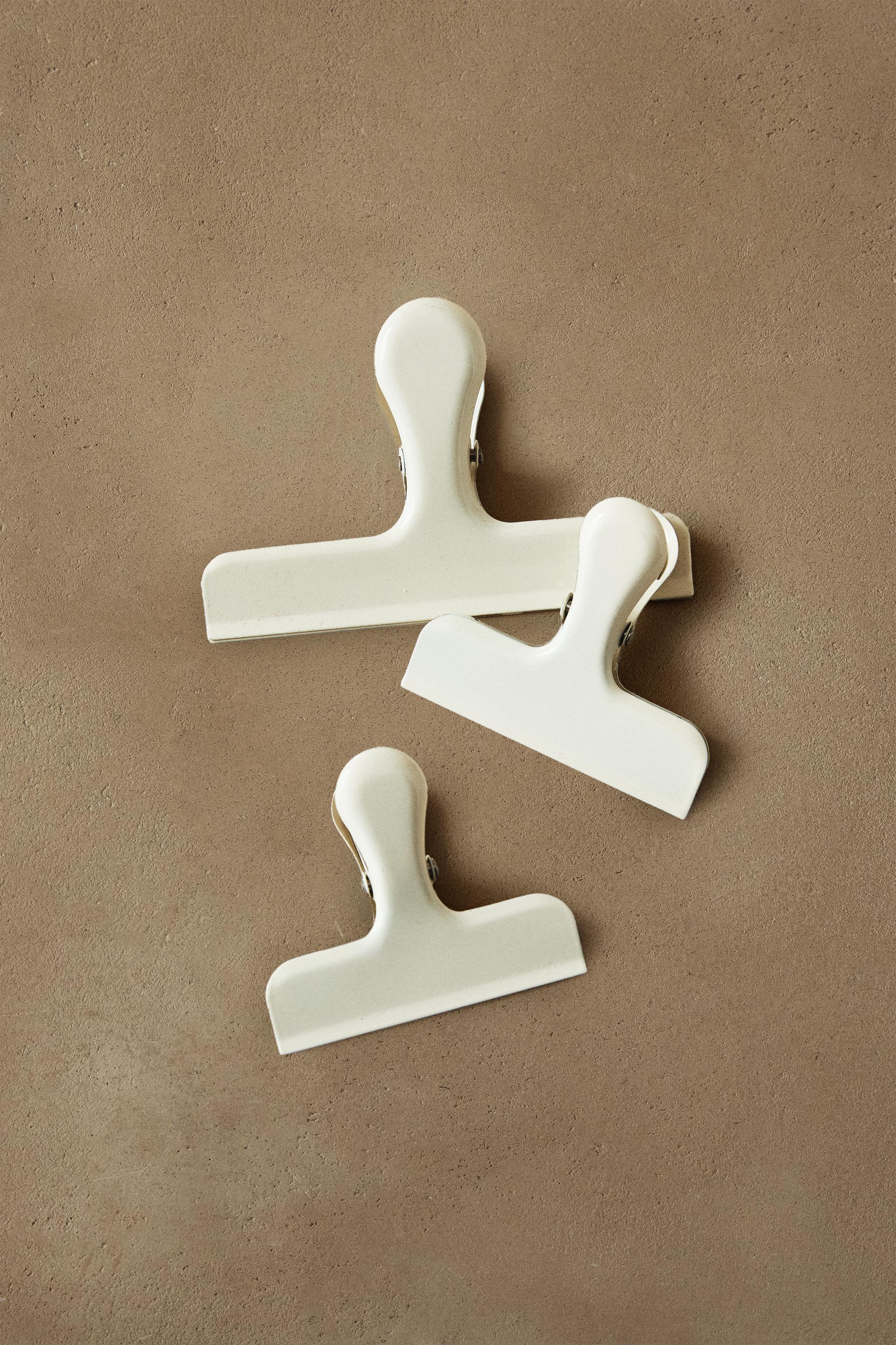 SET OF METAL CLIPS (SET OF 3)