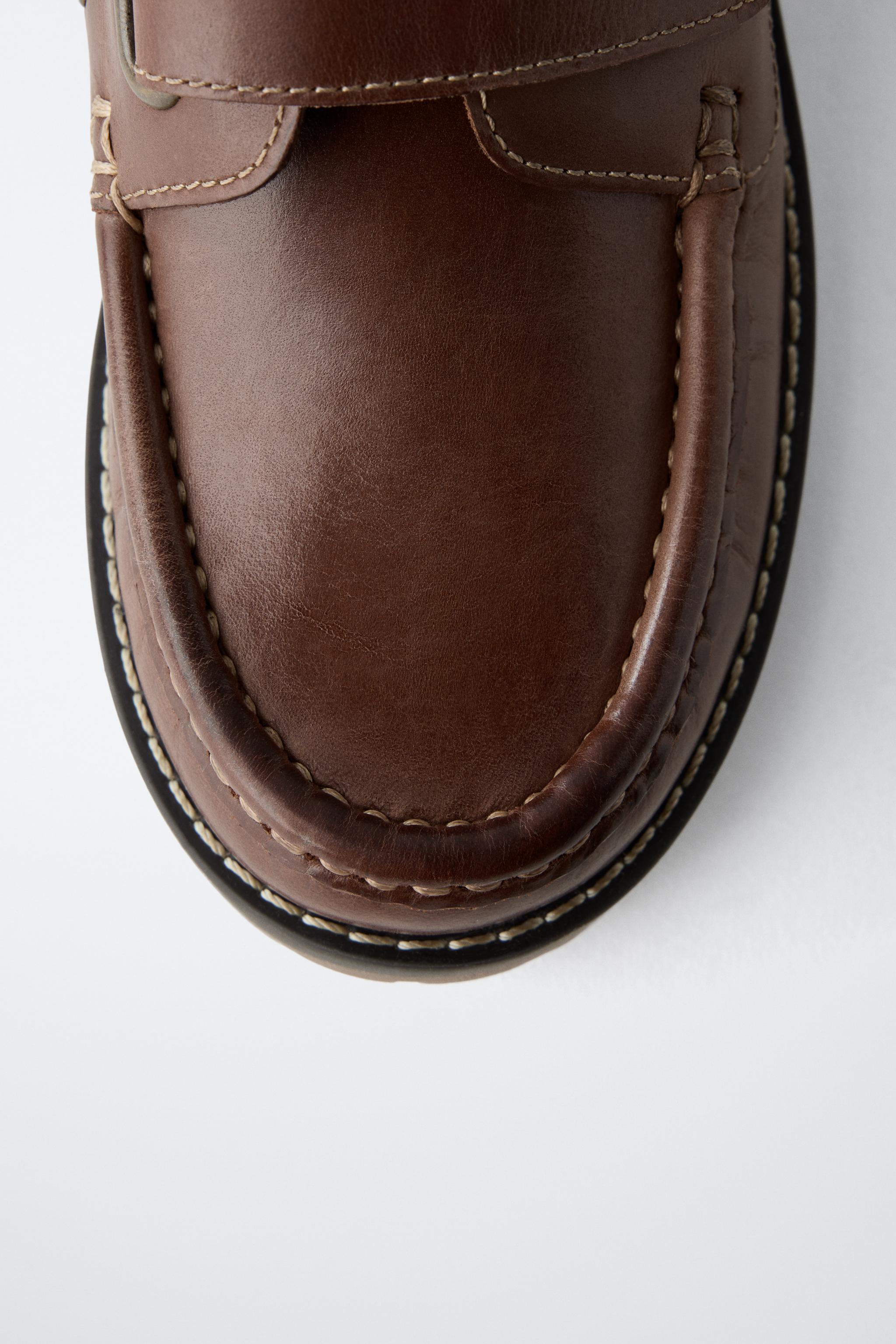 LEATHER DECK SHOES