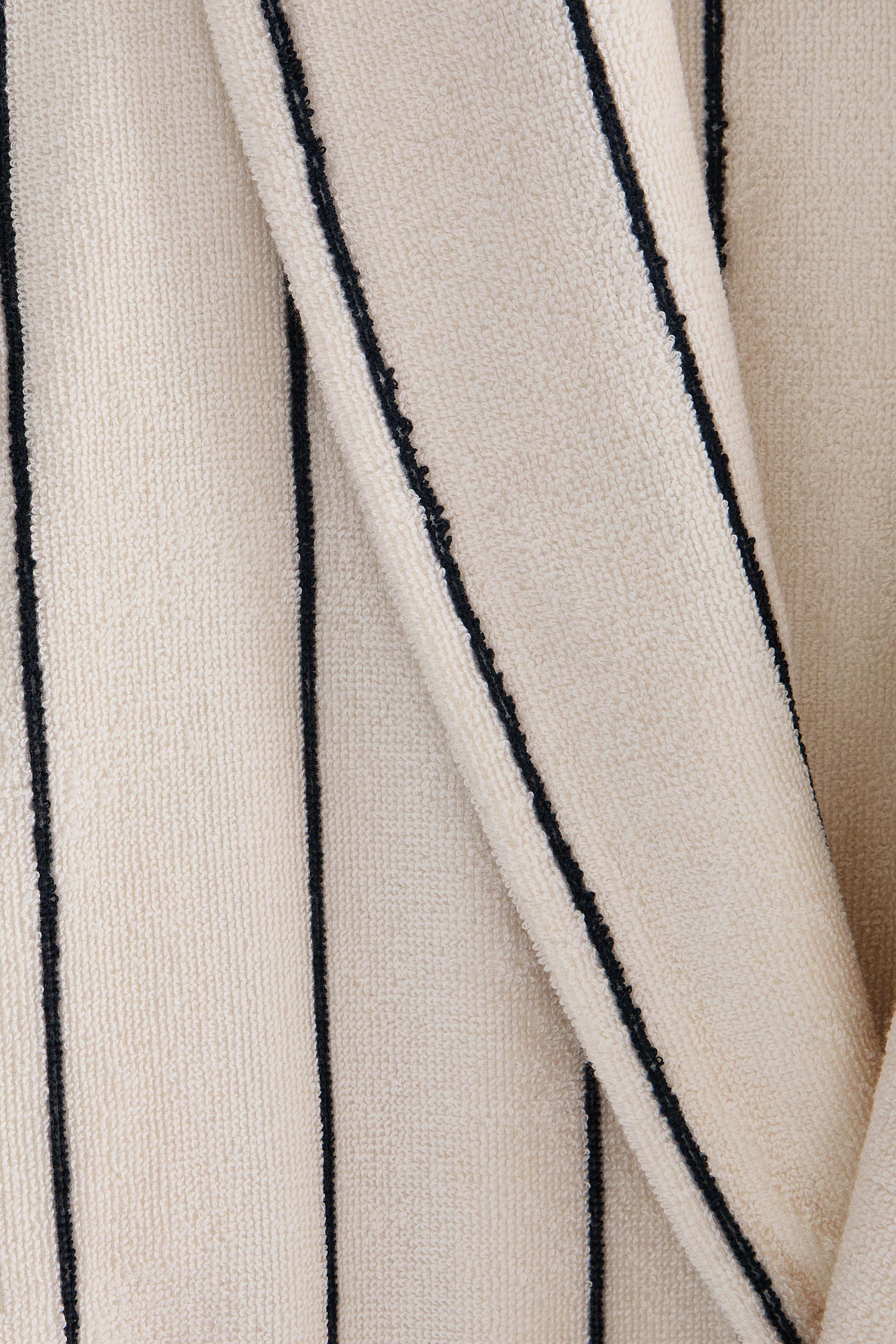 TERRYCLOTH BATHROBE FINE STRIPE DESIGN
