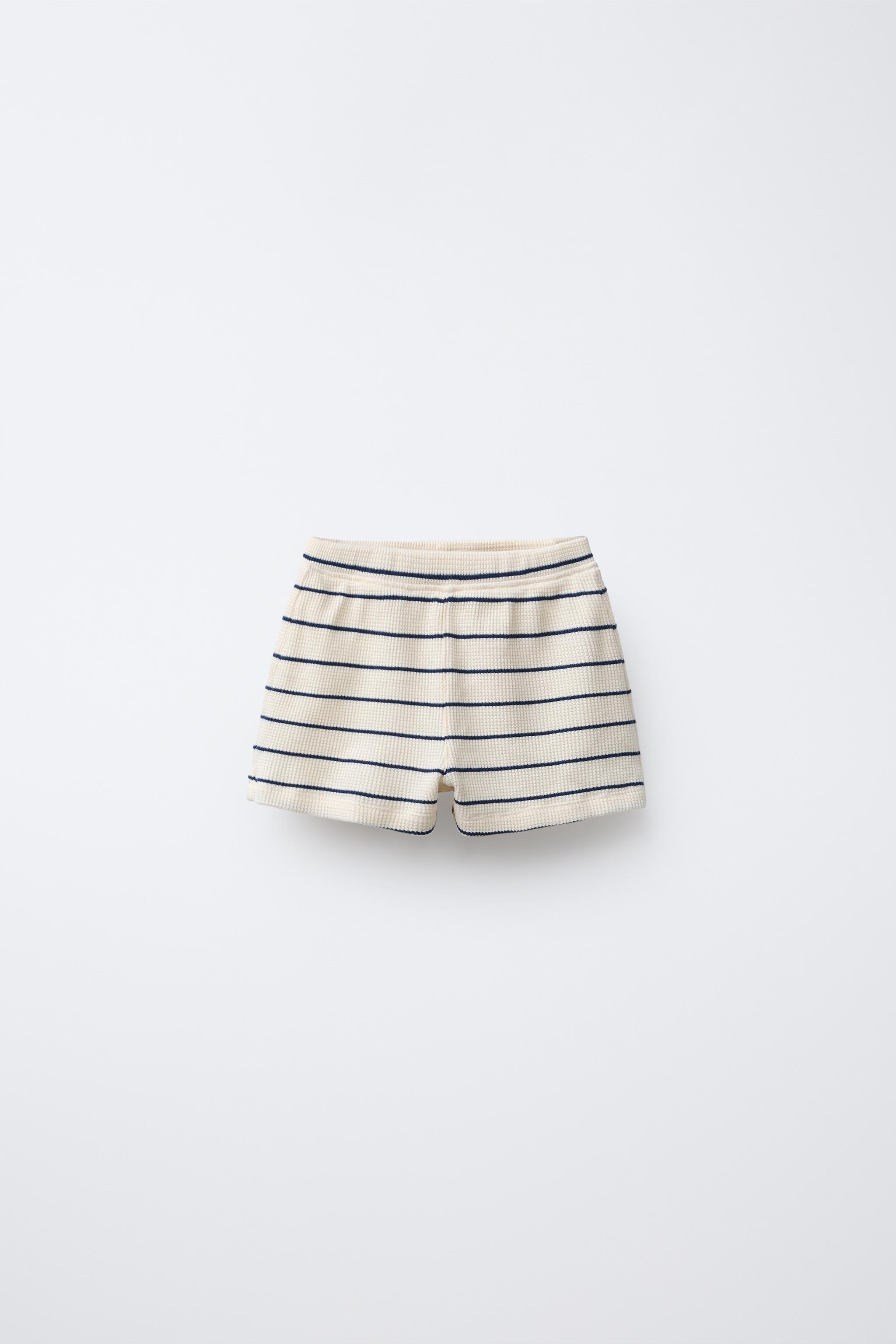 WAFFLE STRIPED SHORTS