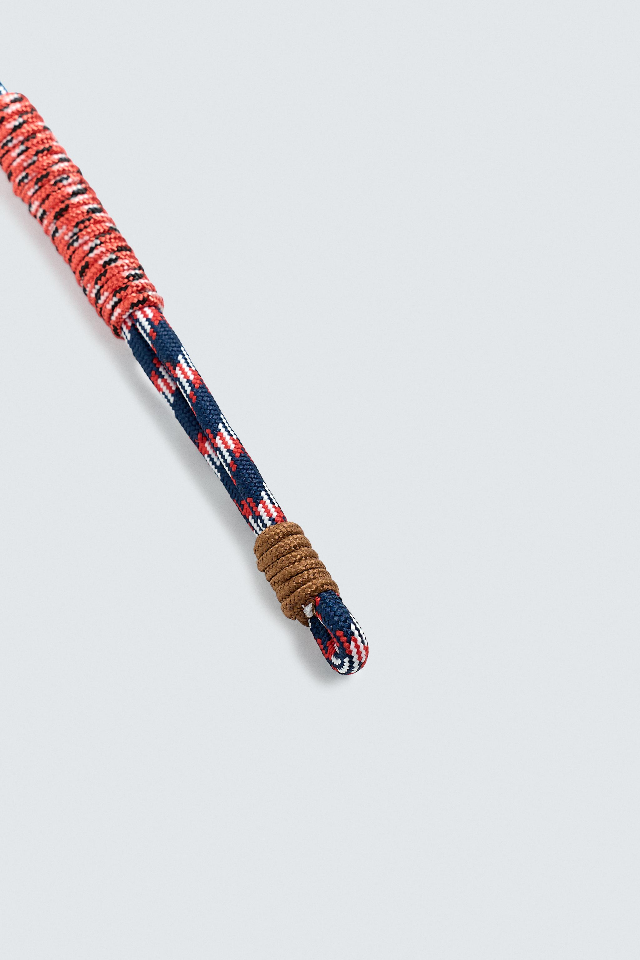 CONTRAST ROPE KEYCHAIN