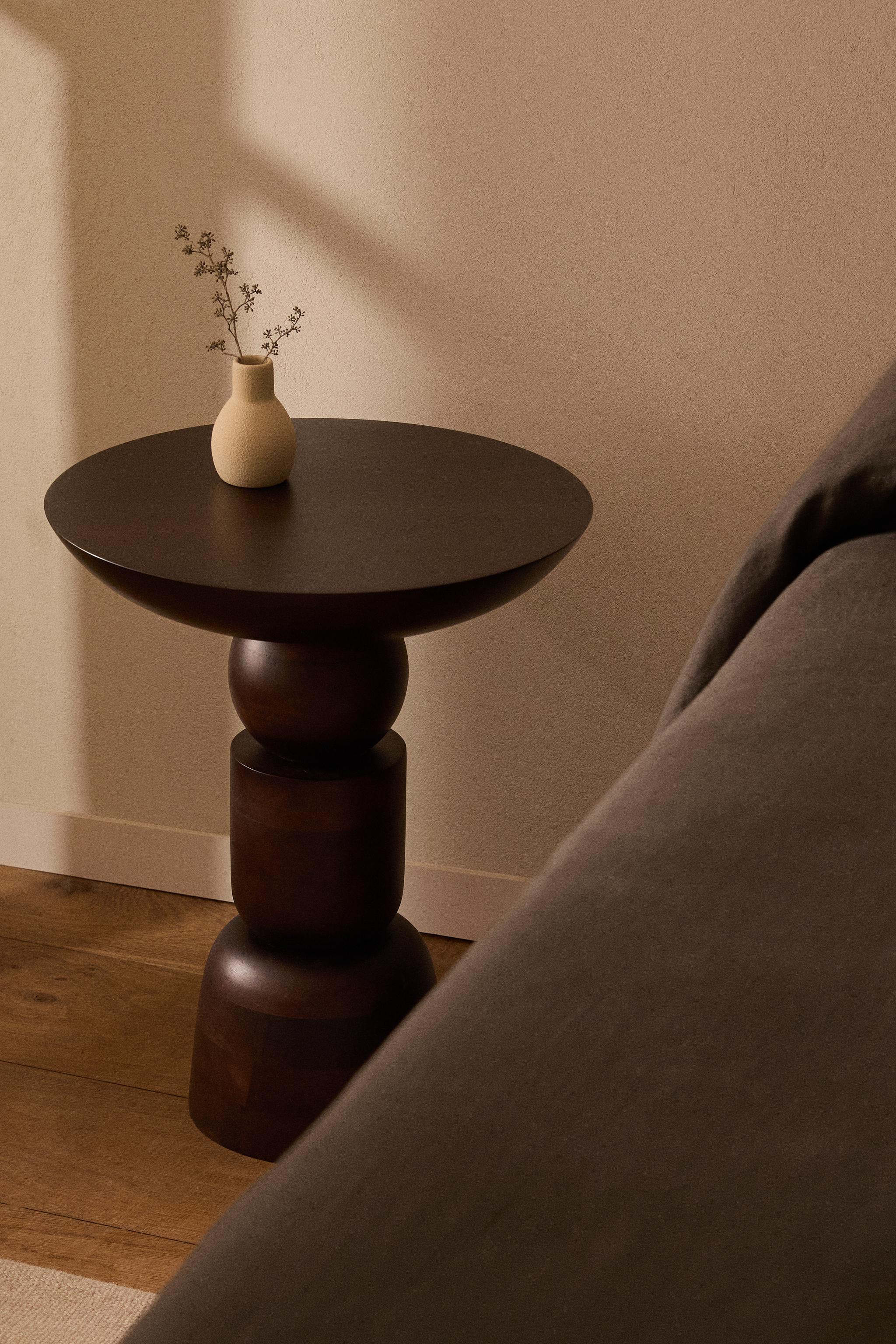 WOODEN SIDE TABLE