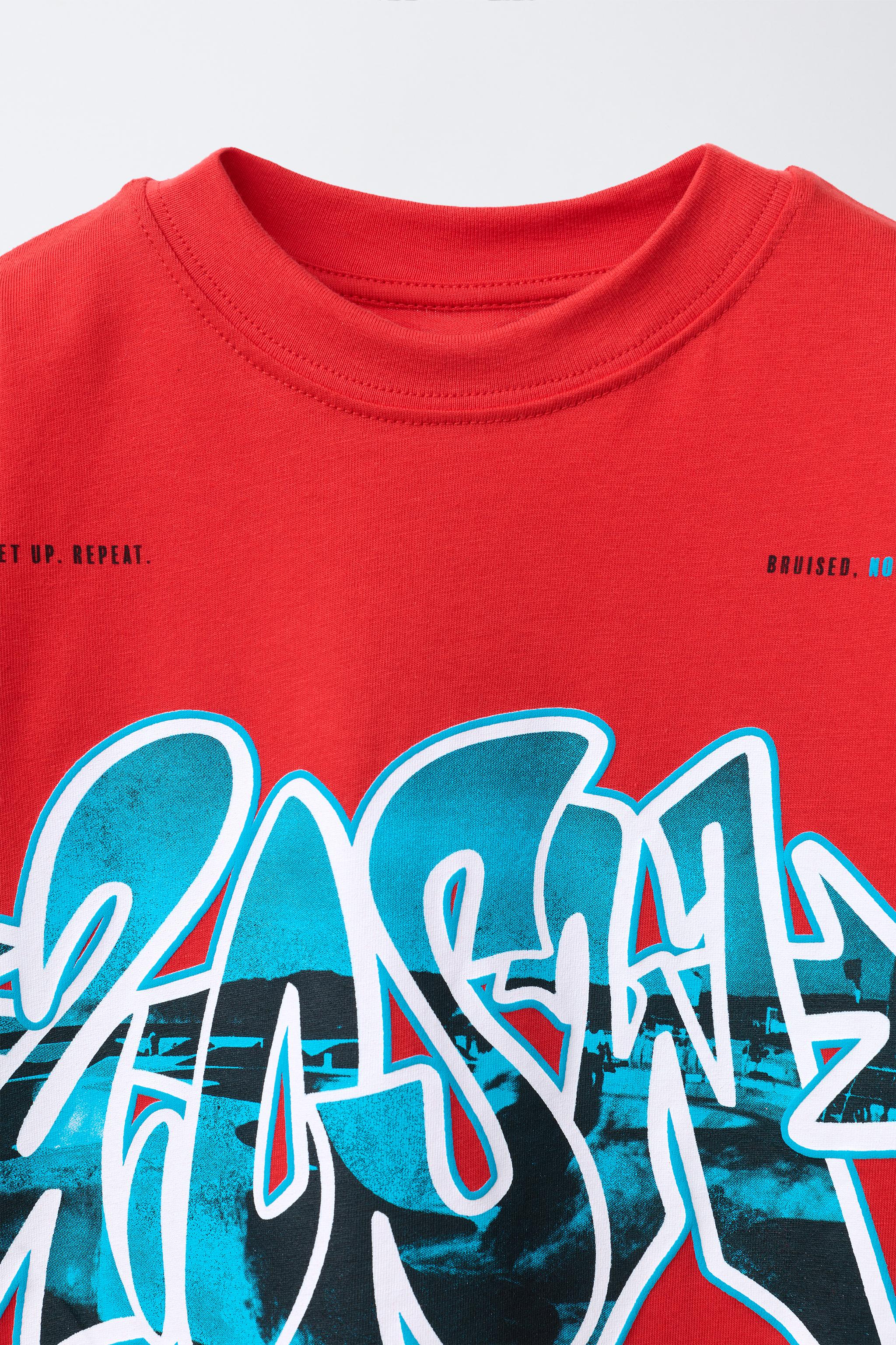 GRAFFITI PRINT T-SHIRT