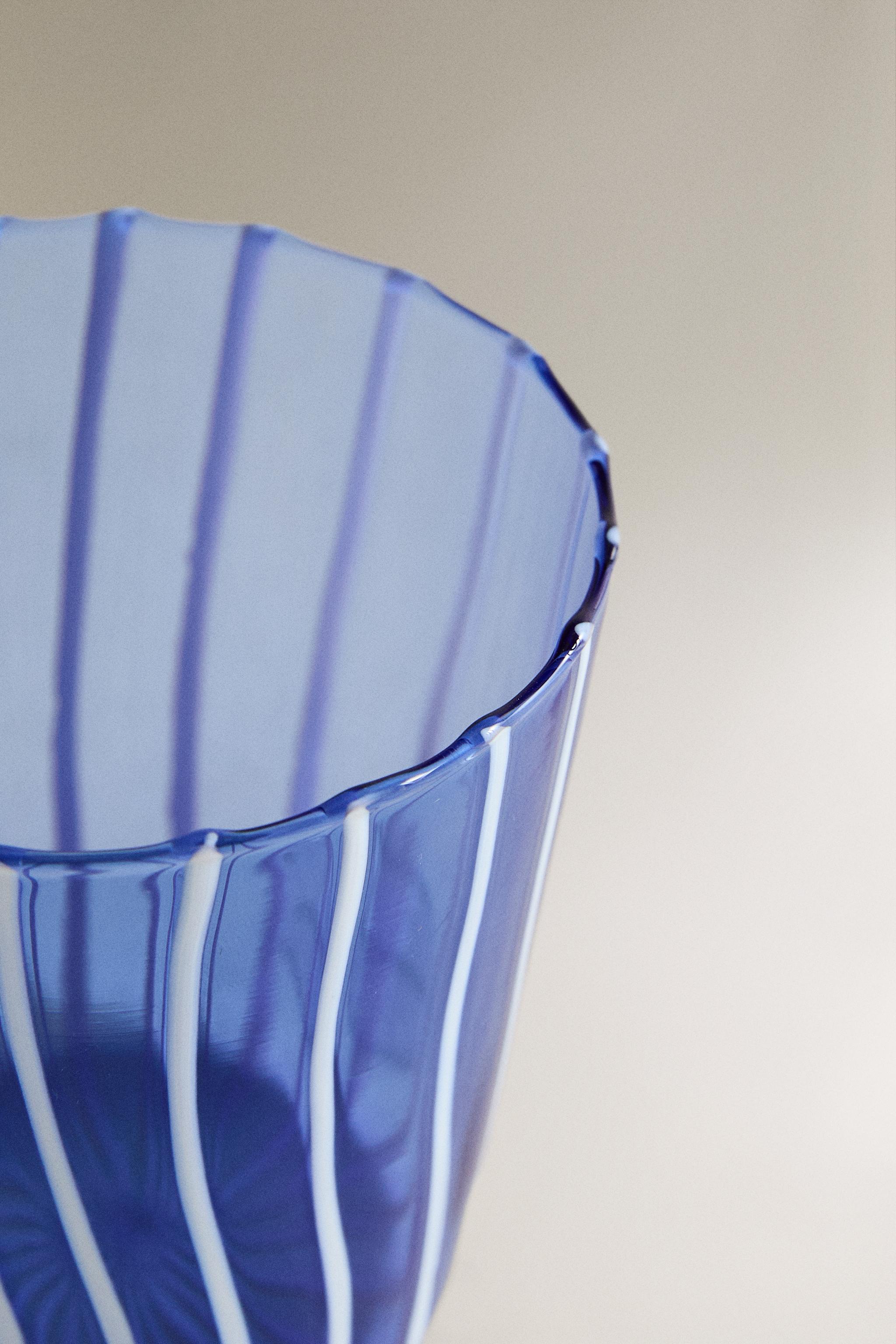STRIPED BOROSILICATE GLASS TUMBLER WITH LINES