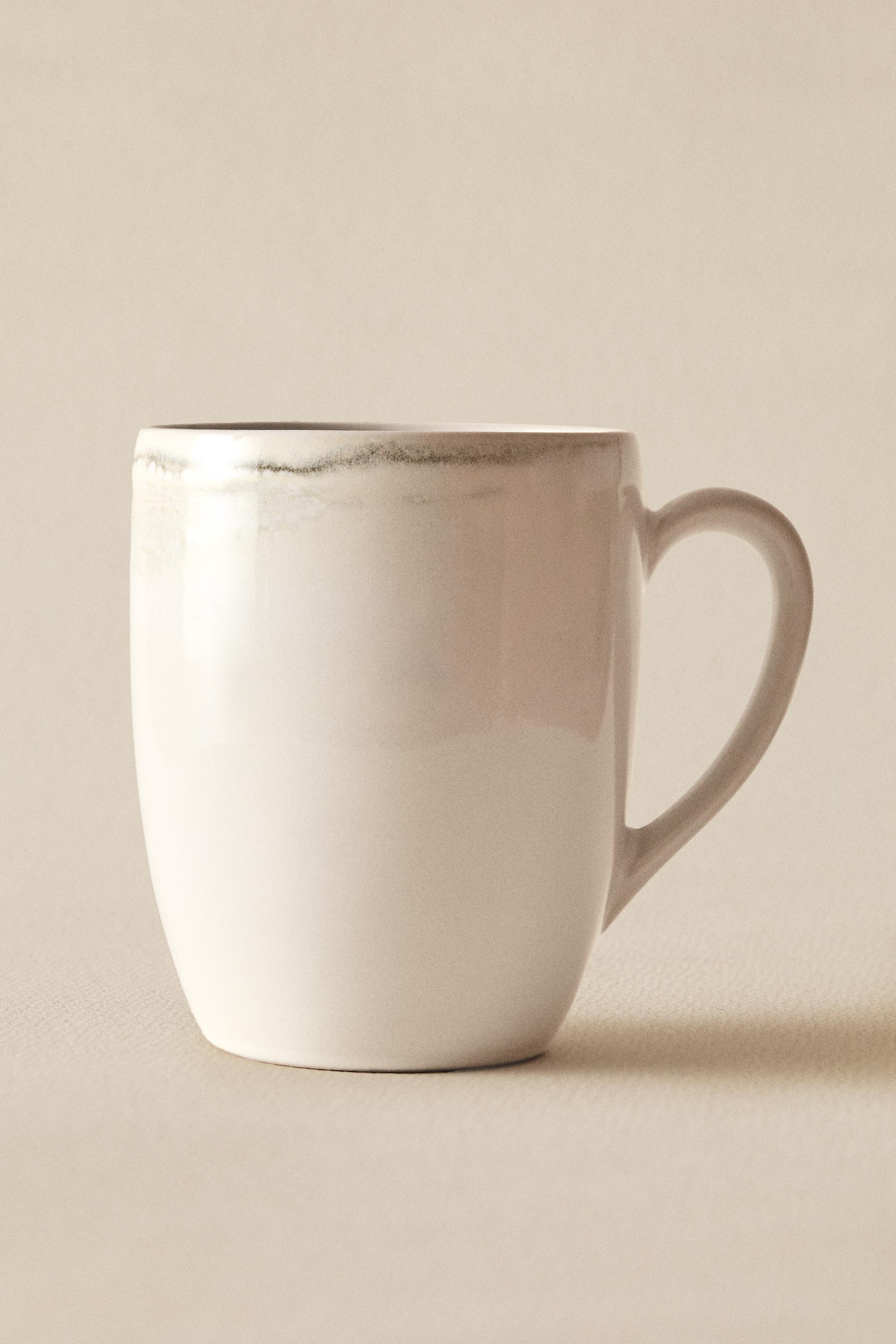STONEWARE MUG