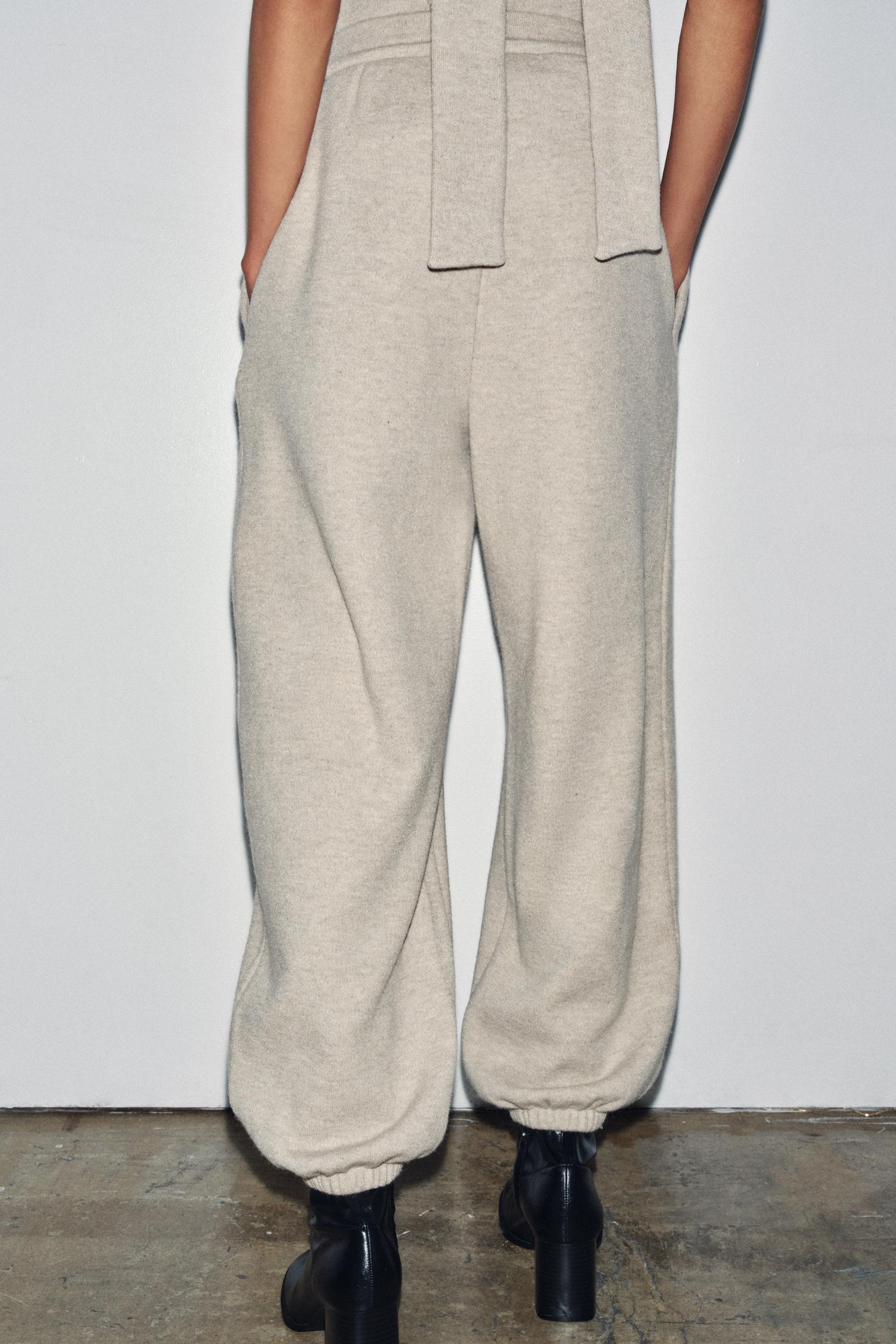 SOFT JOGGER PANTS