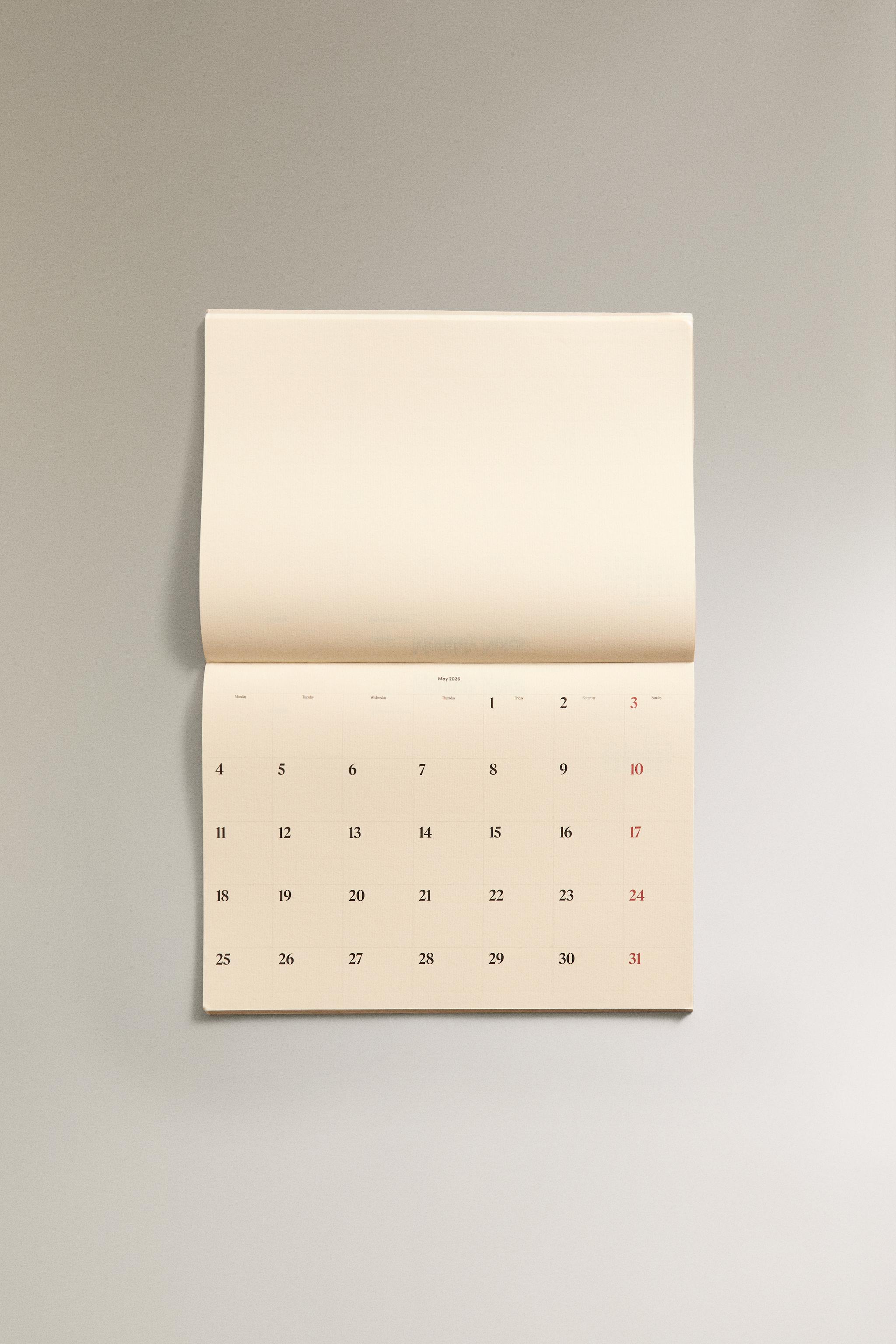 A5 MONTHLY PLANNER WITH GOLD RIMS