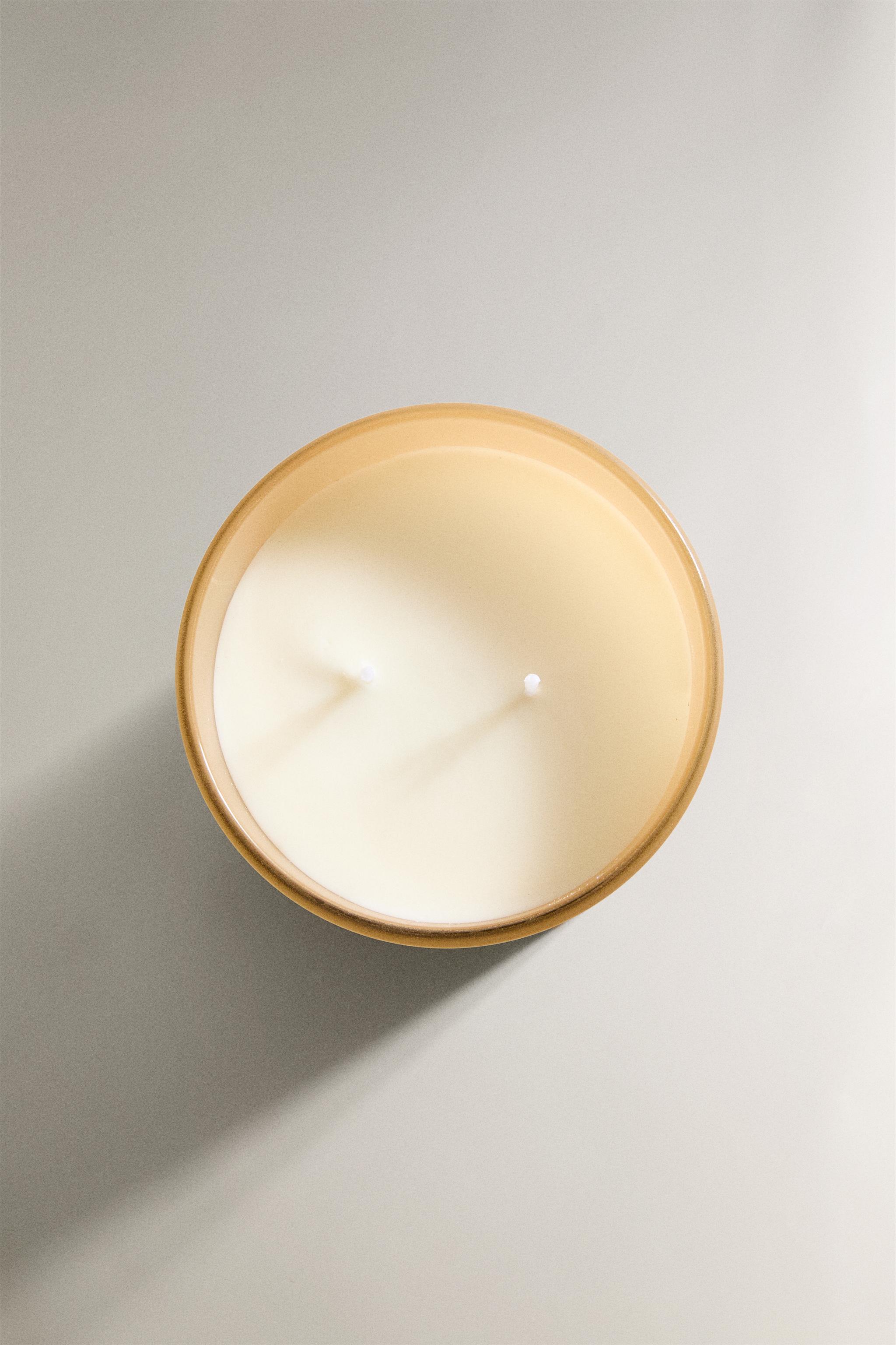 (350 G) SILK PEONY SCENTED CANDLE
