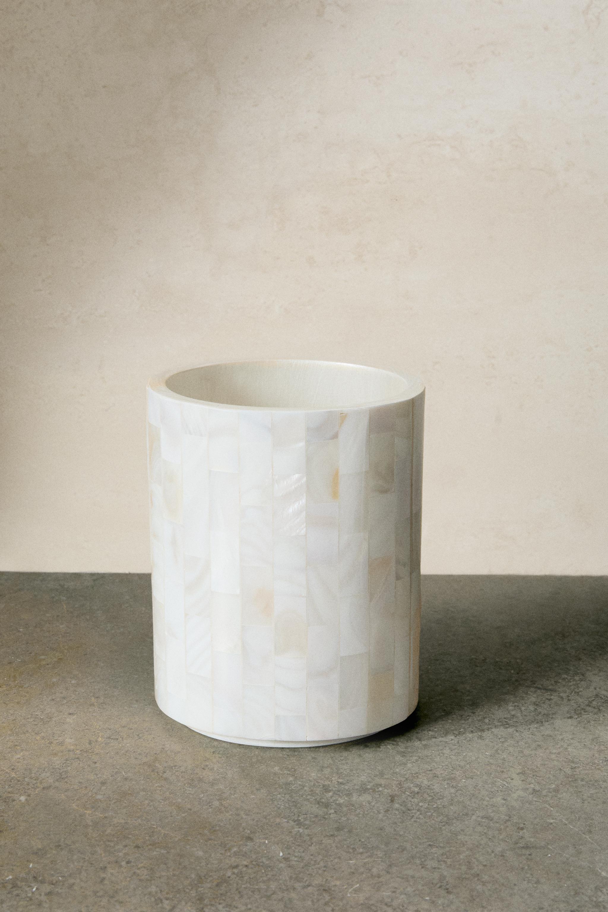 MOTHER-OF-PEARL TOOTHBRUSH HOLDER