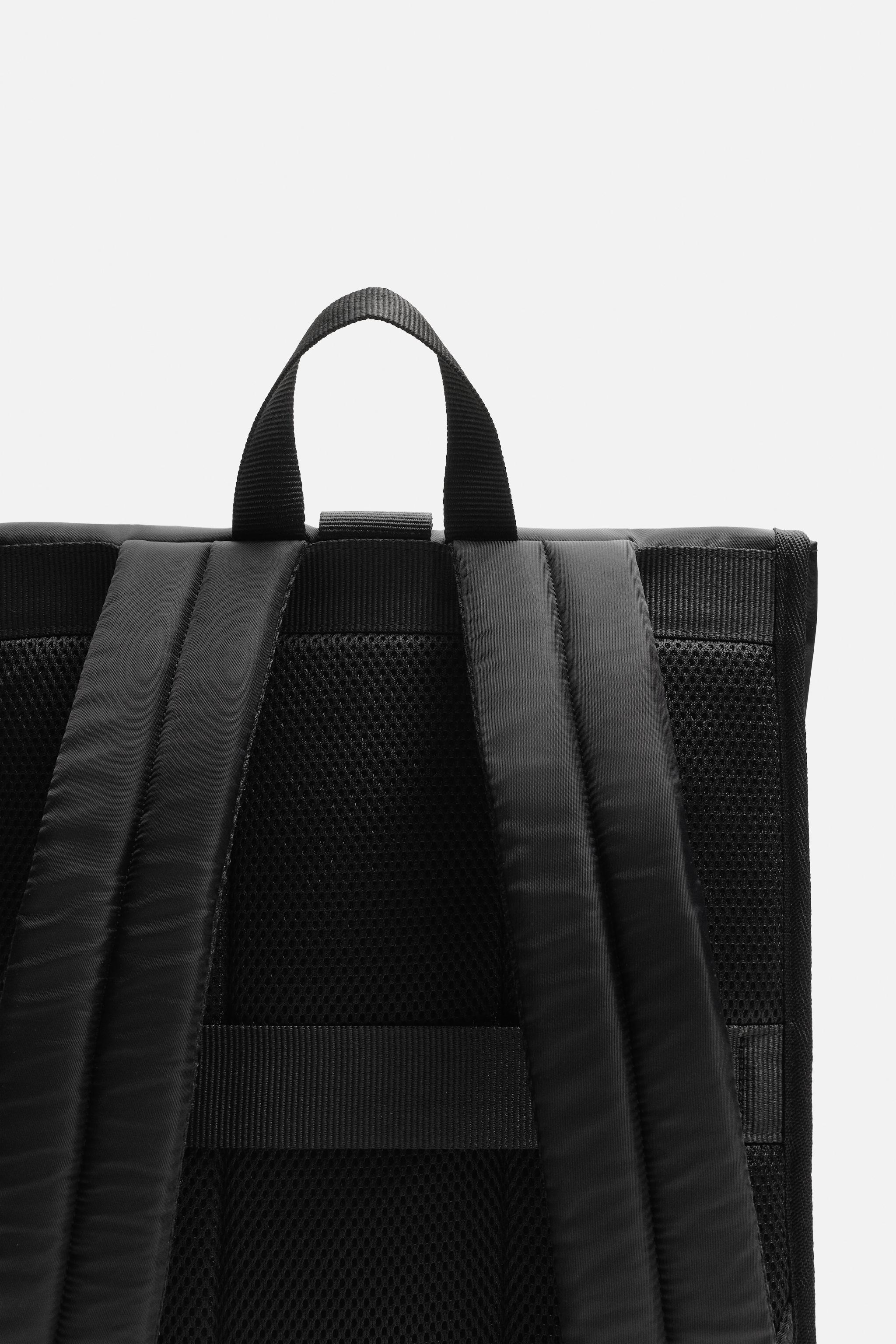 TECHNICAL FLAP BACKPACK