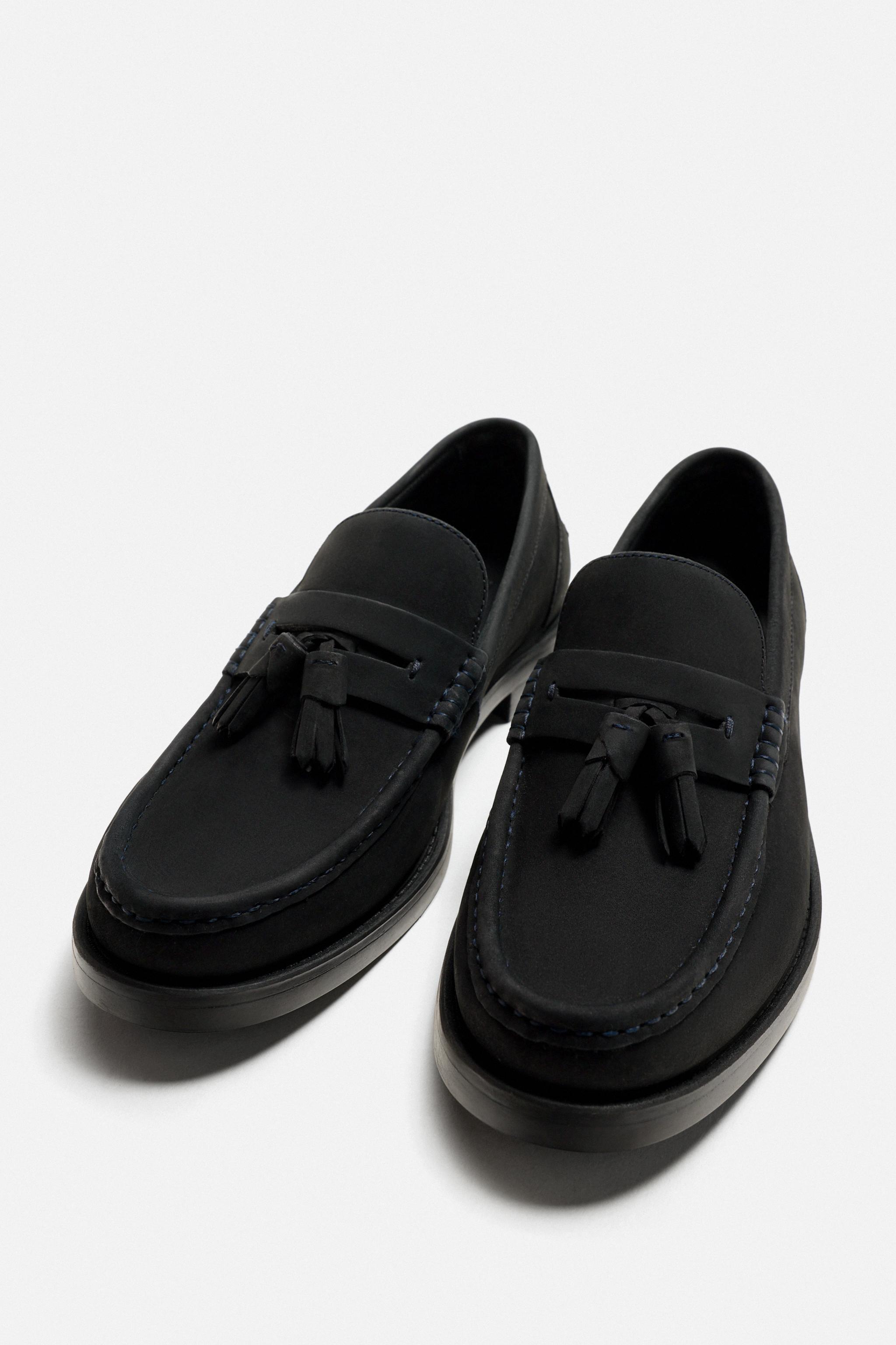LEATHER TASSEL LOAFERS